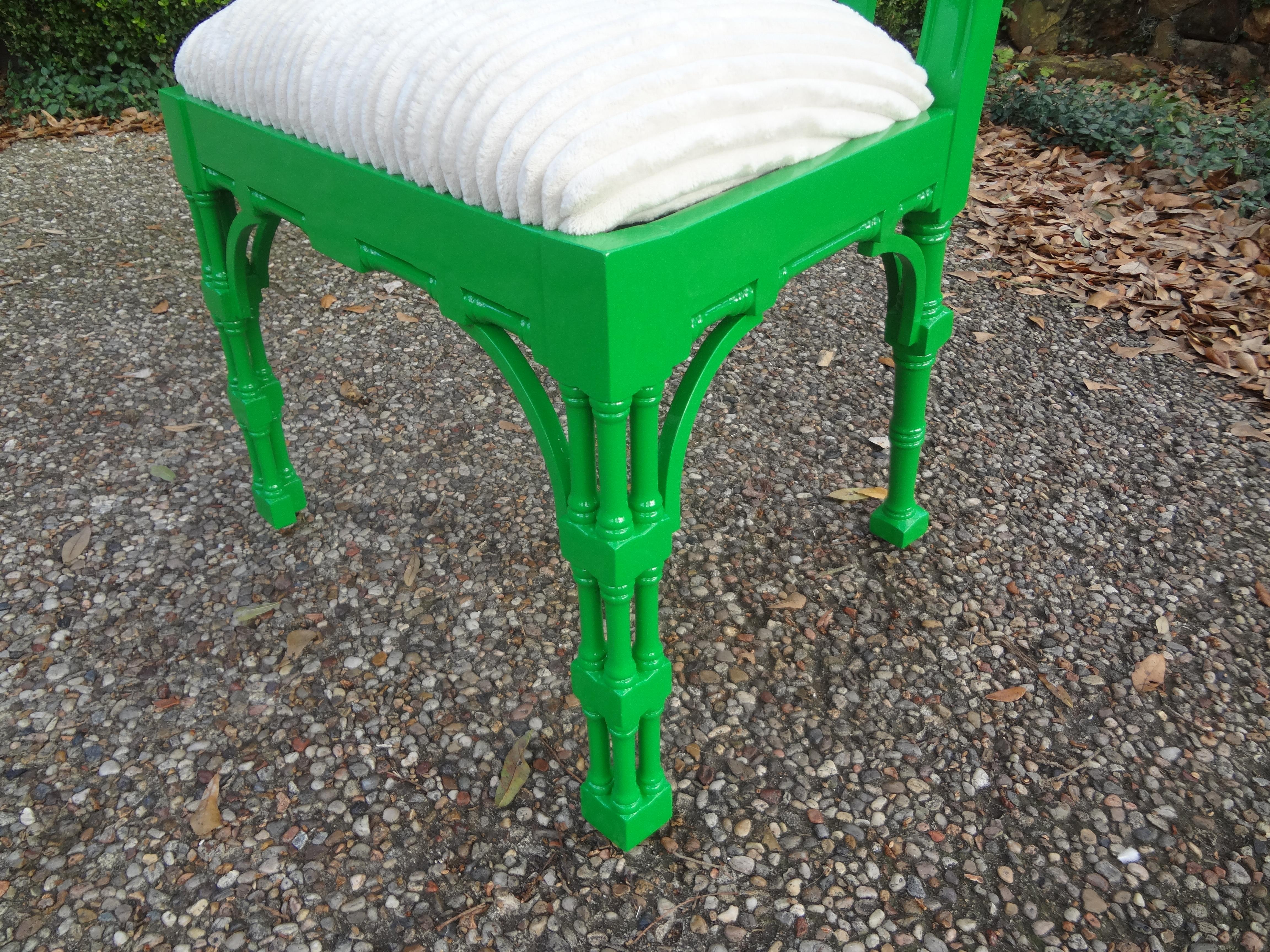 Mid-20th Century Vintage Chinese Chippendale Style Lacquered Chair For Sale