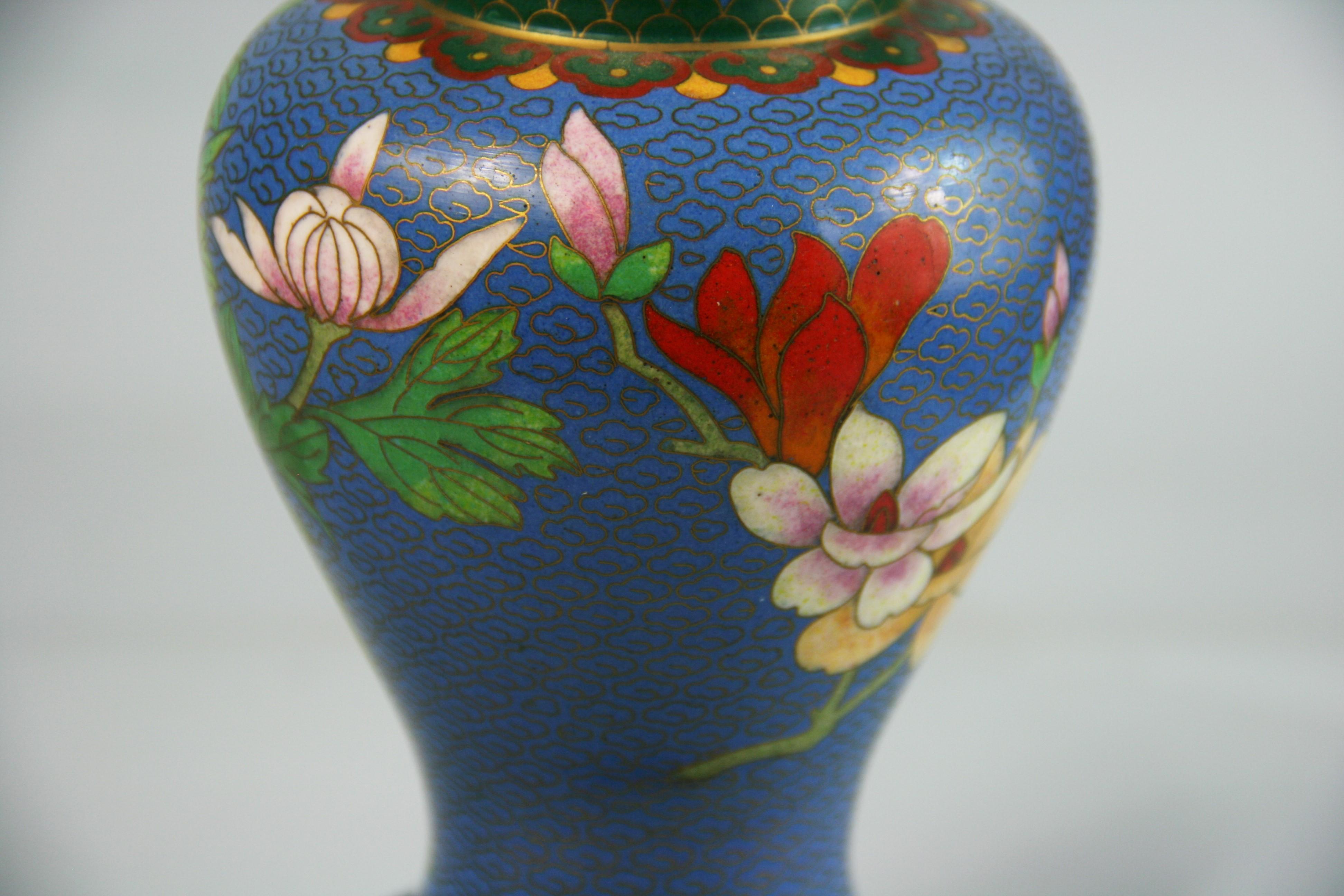 Vintage Chinese Cloisonne Covered Urn 2