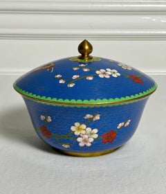 Caja o cuenco vintage chino de cloisonné azul lapislázuli con tapa redonda