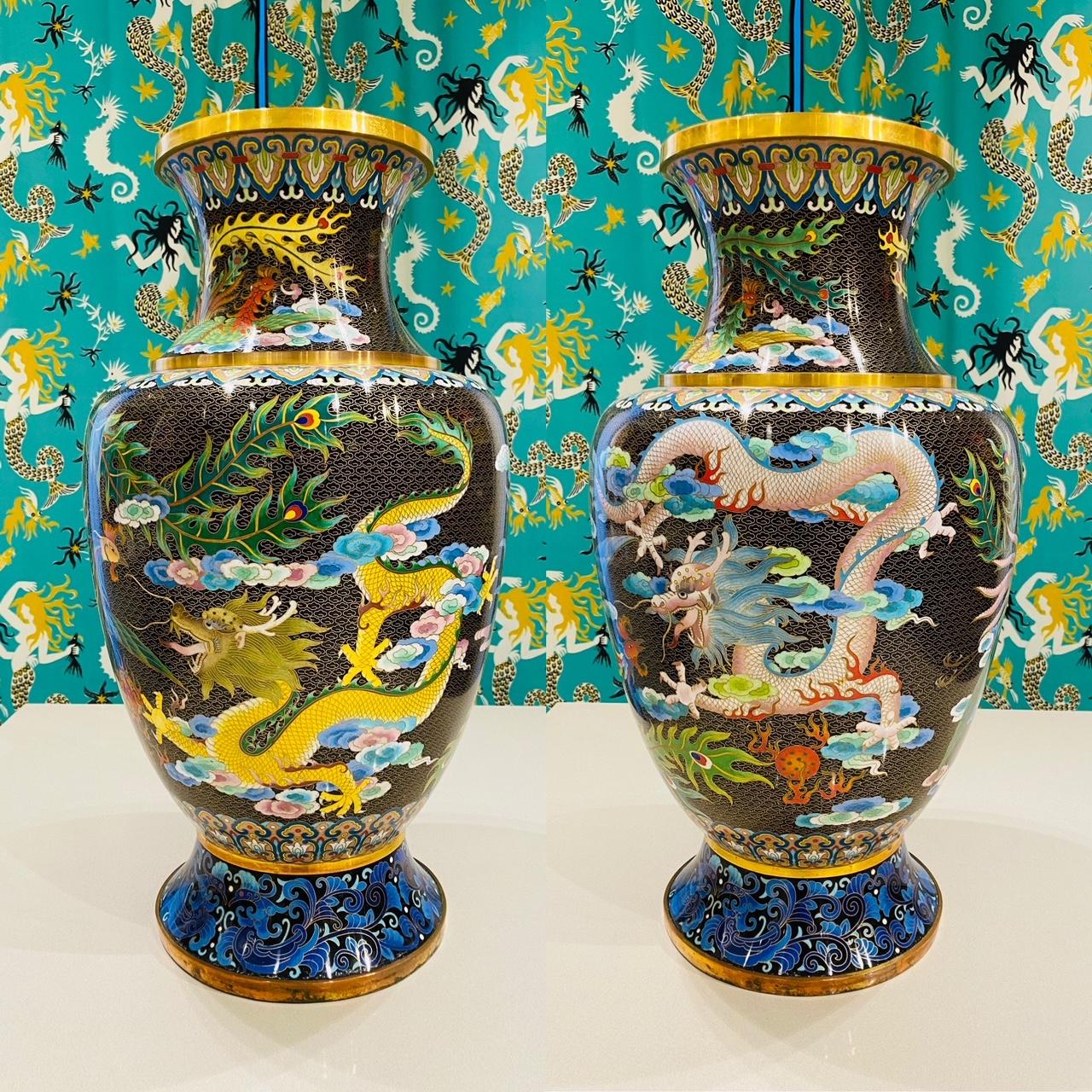 Chinese Cloisonné Vase with Large Phoenix and Dragon, circa 1940s For Sale 2