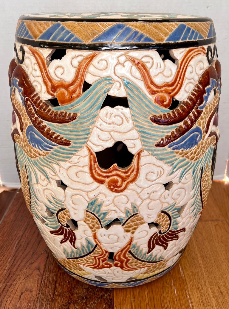Tabouret Céramique Blanc Dragon Fait Main D33xH44cm