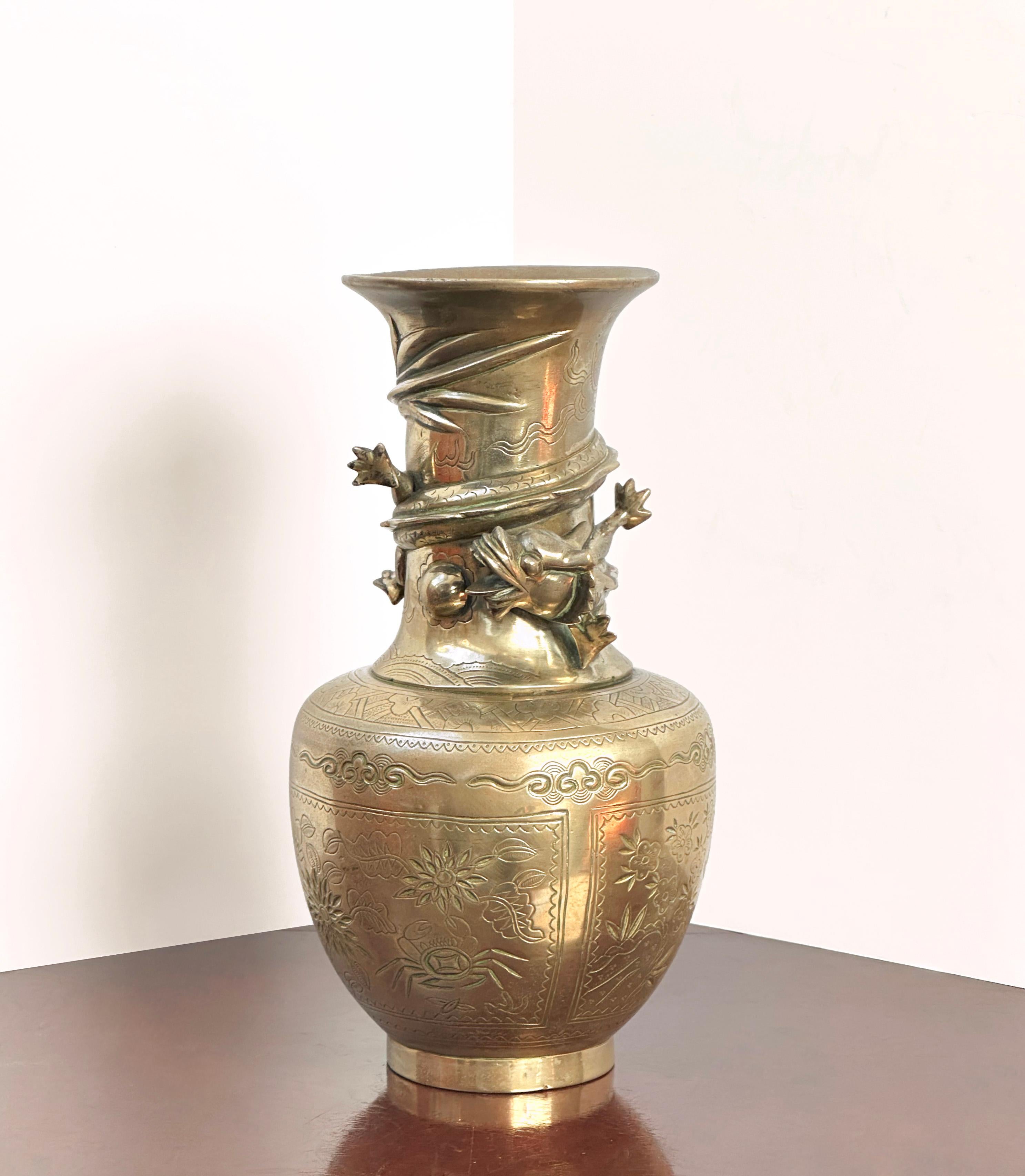 Vintage Chinese Dragon Vase in Cast Bronze  with Chinoiserie Style Detailing  For Sale 2