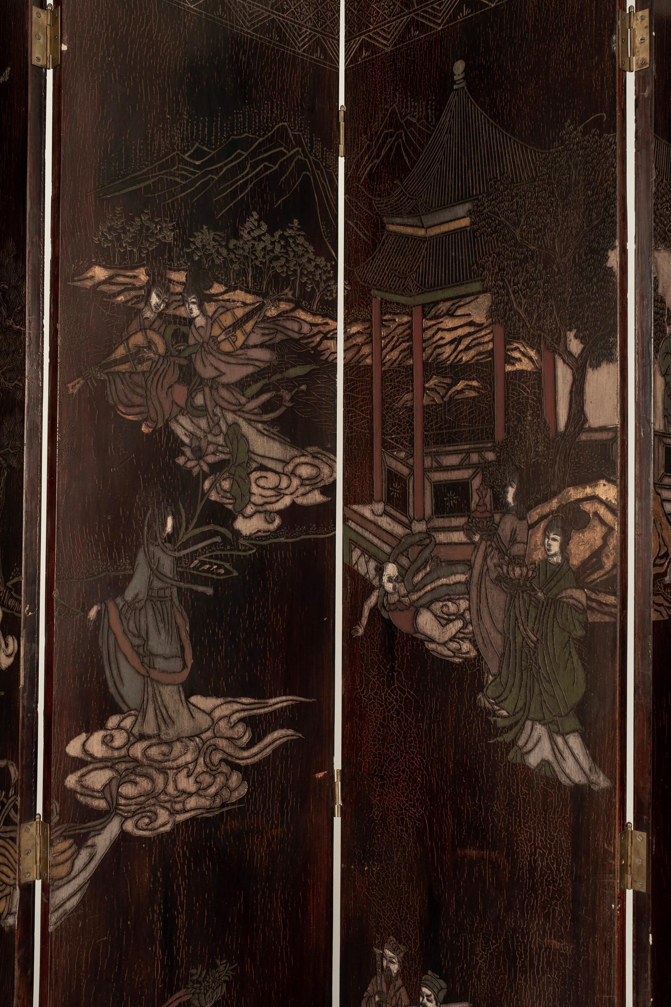 Vintage Chinese Eight Panel Coromandel Screen For Sale 1