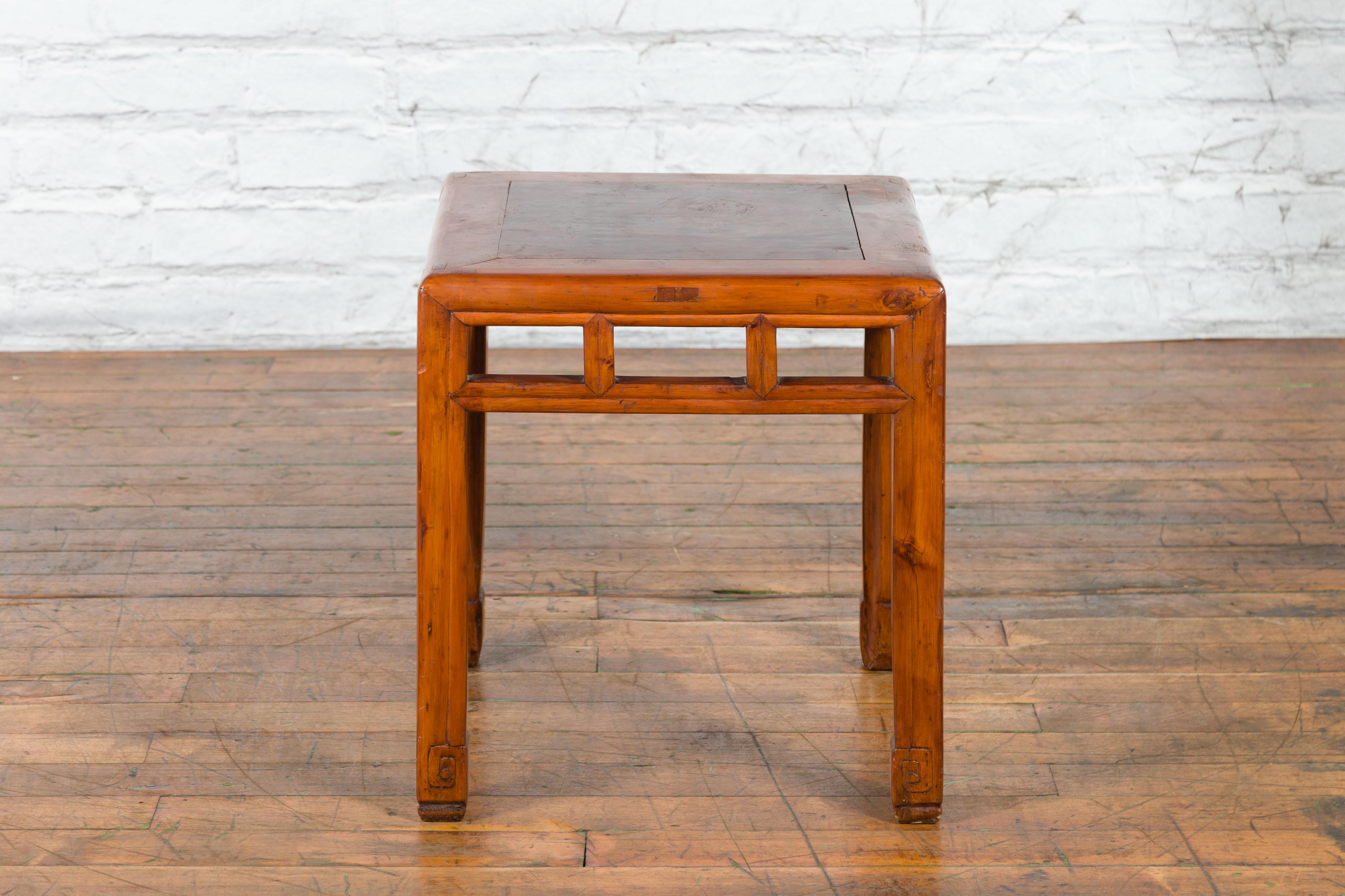20th Century Vintage Chinese Elm Side Table with Burl Wood Top and Scrolling Carved Feet For Sale