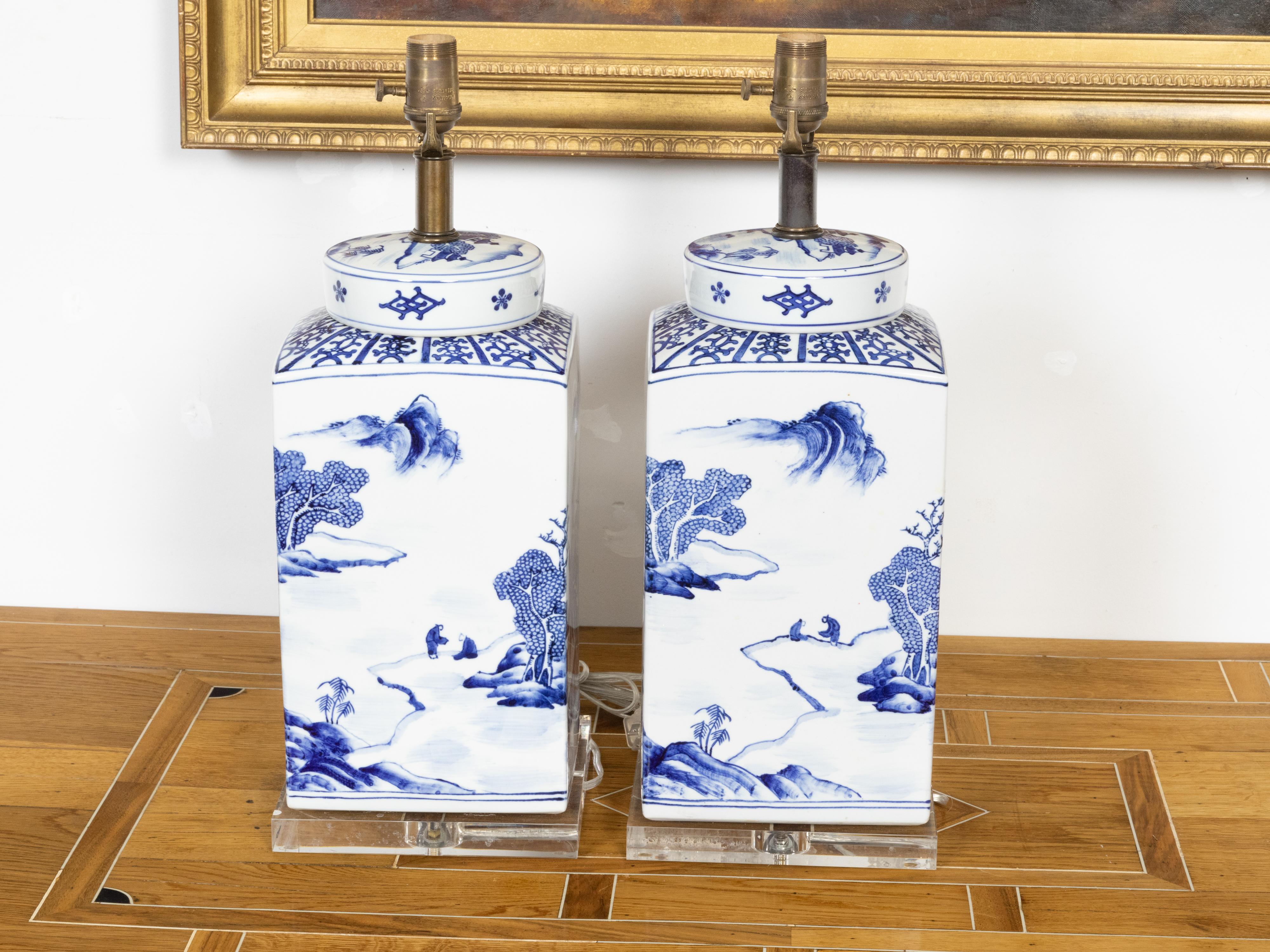 Hand-Painted Chinese Export Blue and White Porcelain Jars Made into Wired Table Lamps For Sale