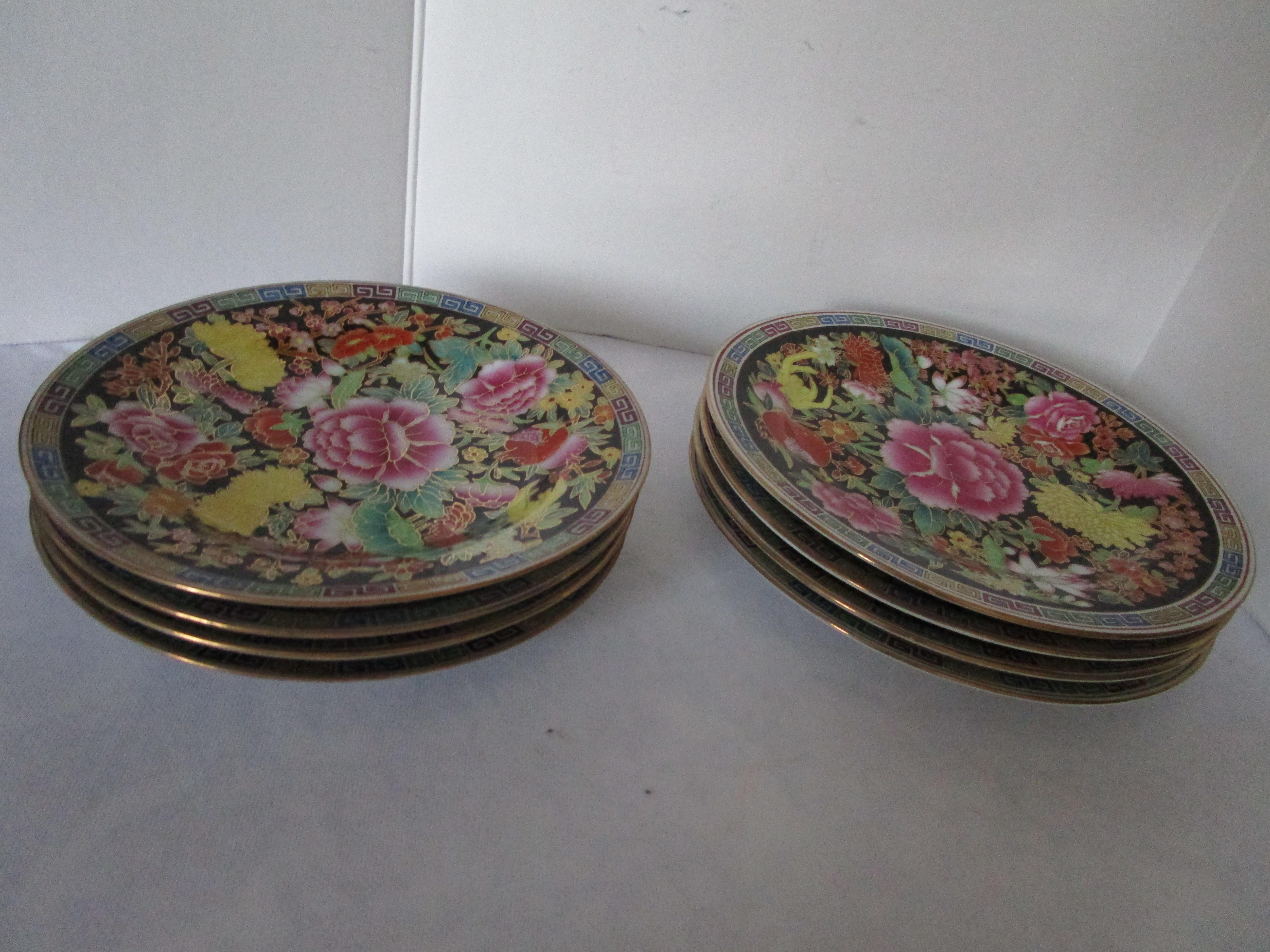 Vintage Chinese Export Famille Noir, Mille Fleurs Dinner Service For Sale 7