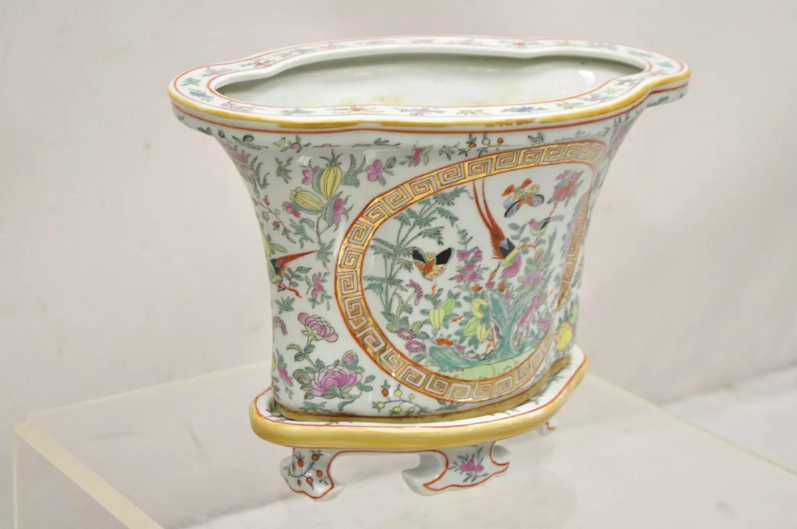 Par de macetas de porcelana china de exportación pintadas con pájaros Desconocido en venta