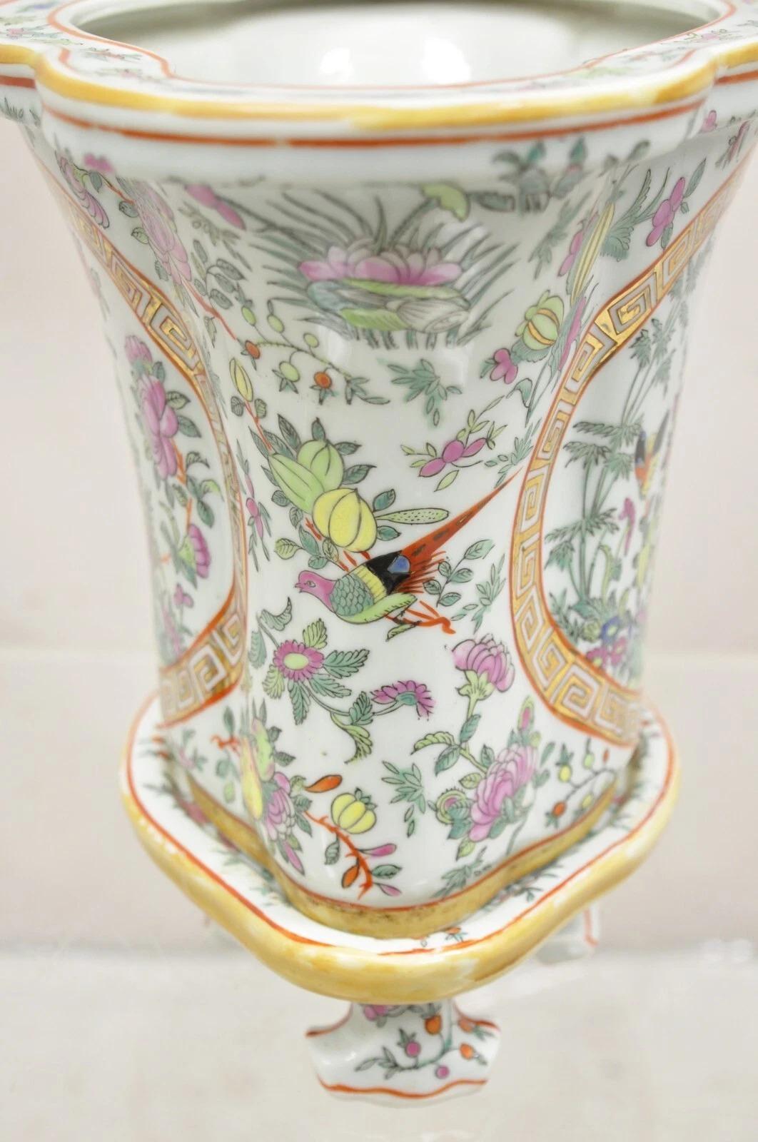 Par de macetas de porcelana china de exportación pintadas con pájaros Porcelana en venta