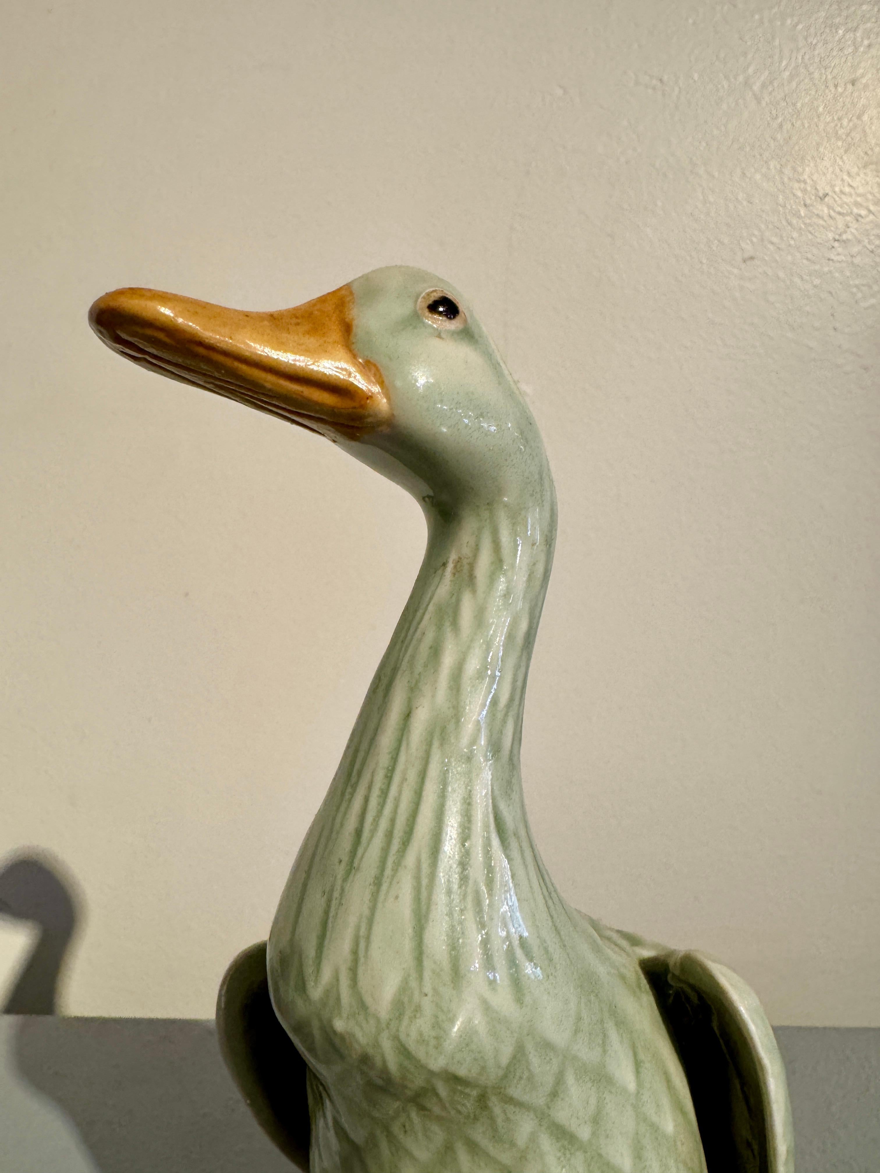 Lot de 3 canards émaillés céladon d'exportation chinoise, années 1970 en vente 11