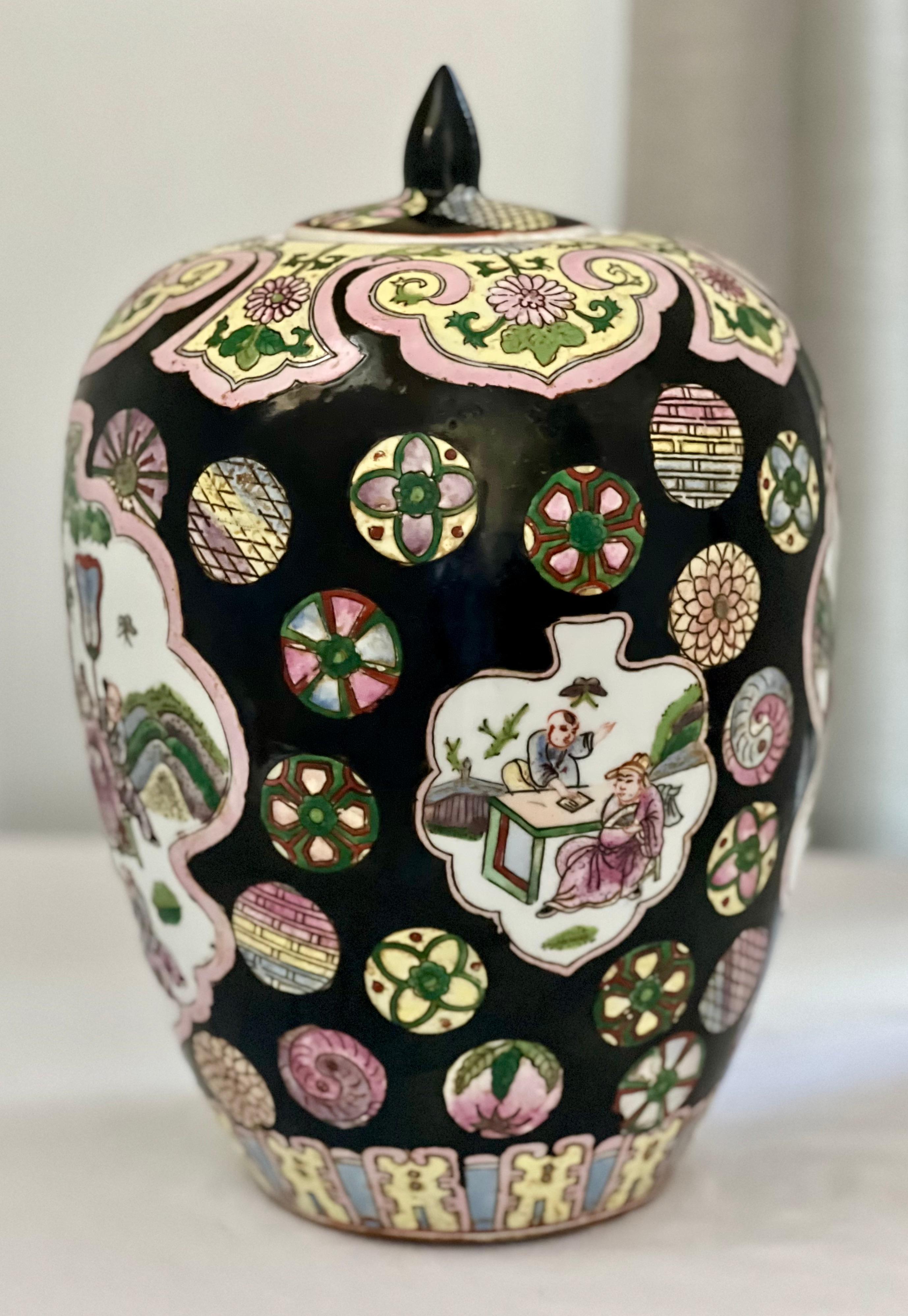 Chinese Export Vintage Chinese Famille Noire Porcelain Ovoid Ginger Jar with Lid For Sale