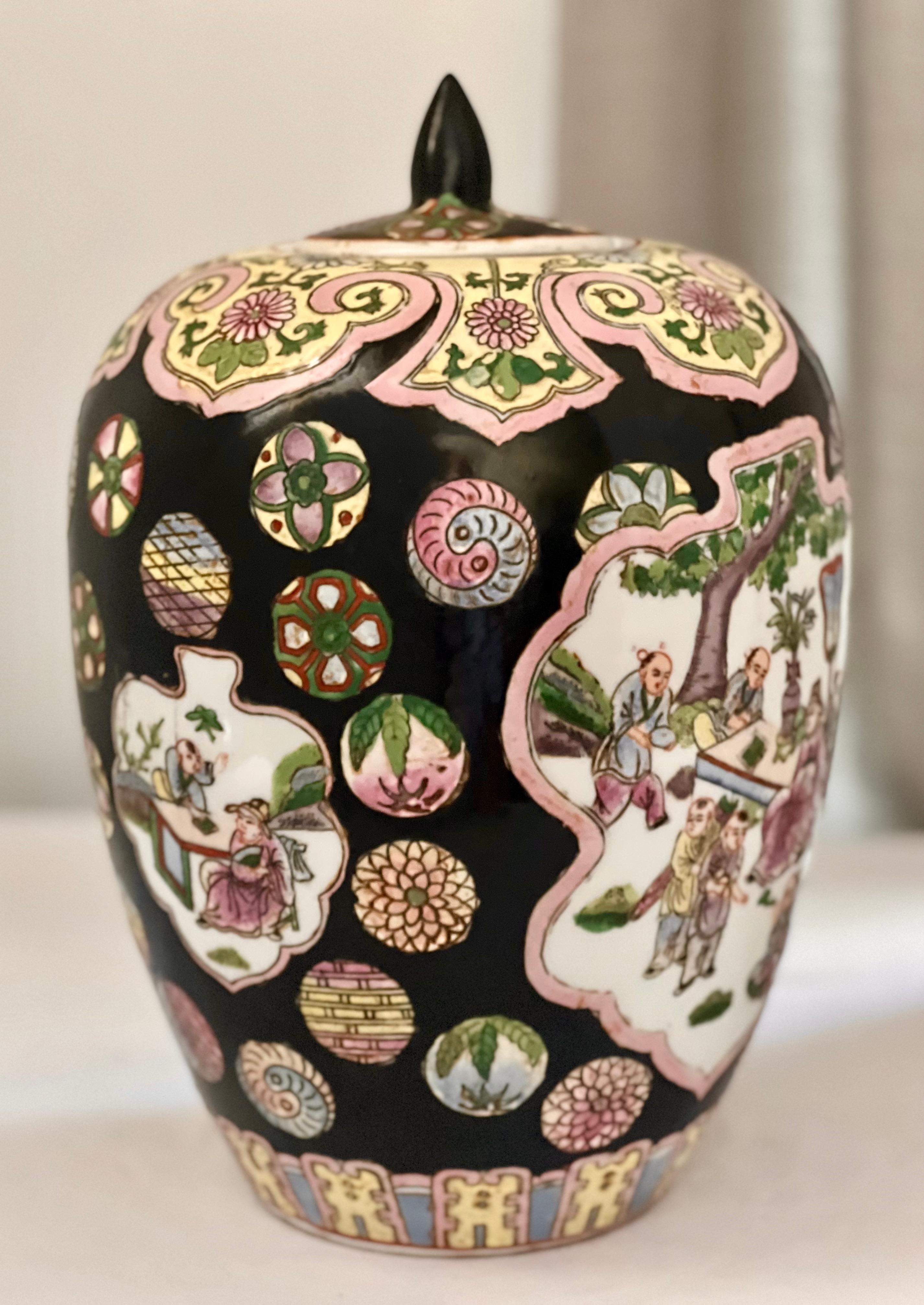 Hand-Painted Vintage Chinese Famille Noire Porcelain Ovoid Ginger Jar with Lid For Sale