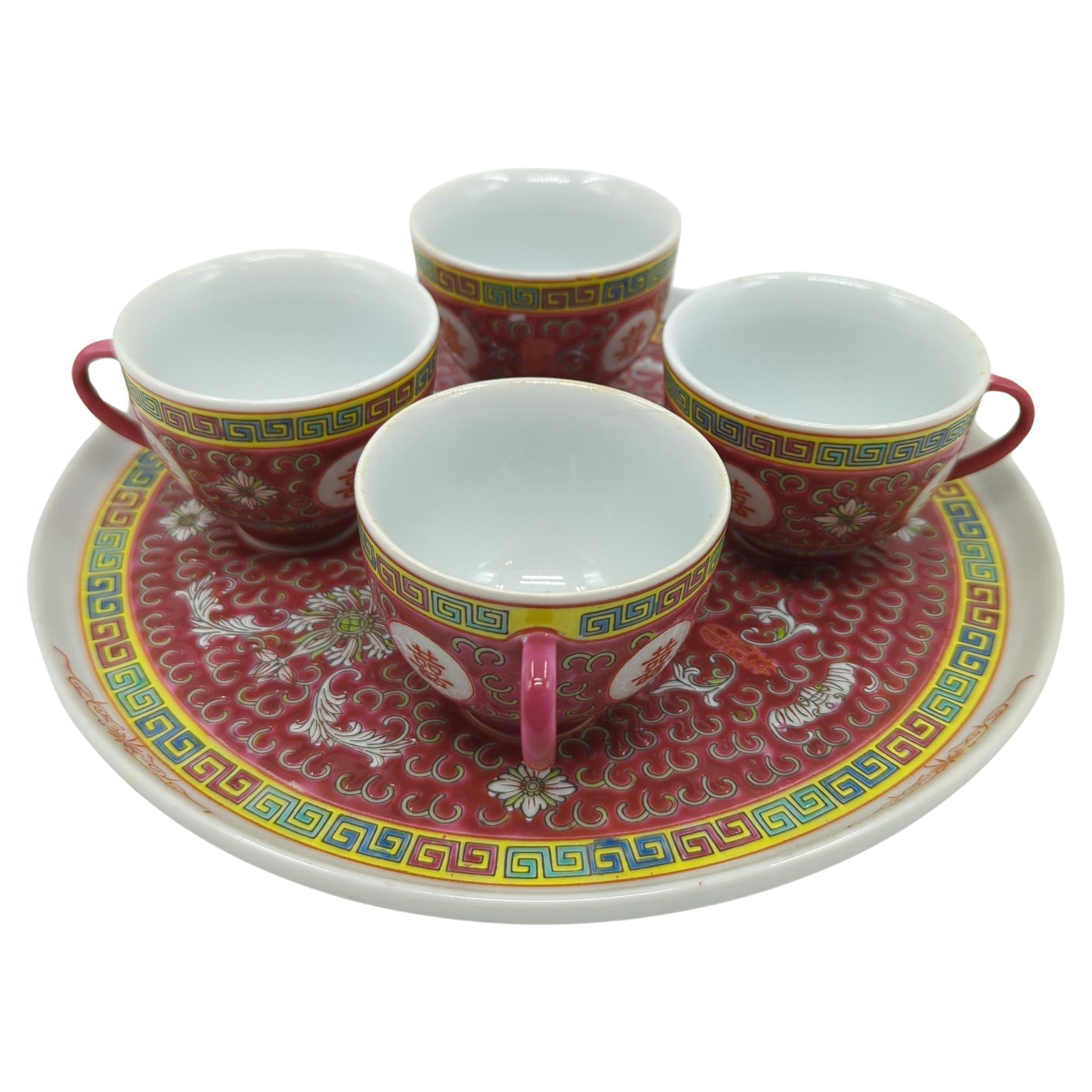 Ensemble vintage chinois Famille Rose Fencai double bonheur, tasses à thé et assiettes des années 70