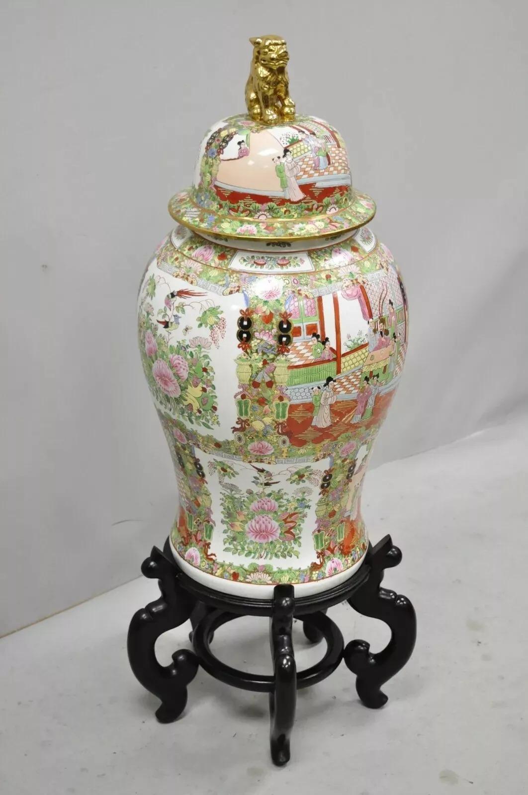 Chinesische Famille-Rose-Porzellanurne mit Deckel und 36