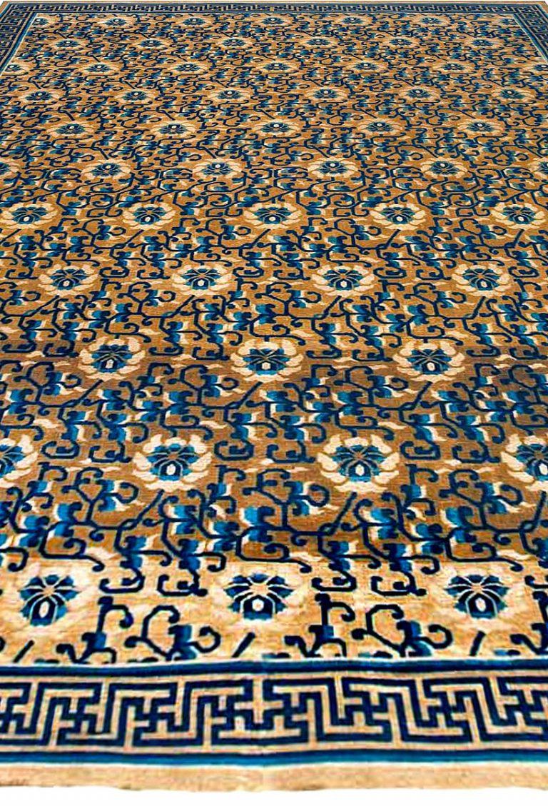 Hand-Knotted Doris Leslie Blau Vintage Chinese Floral Handmade Wool Rug For Sale