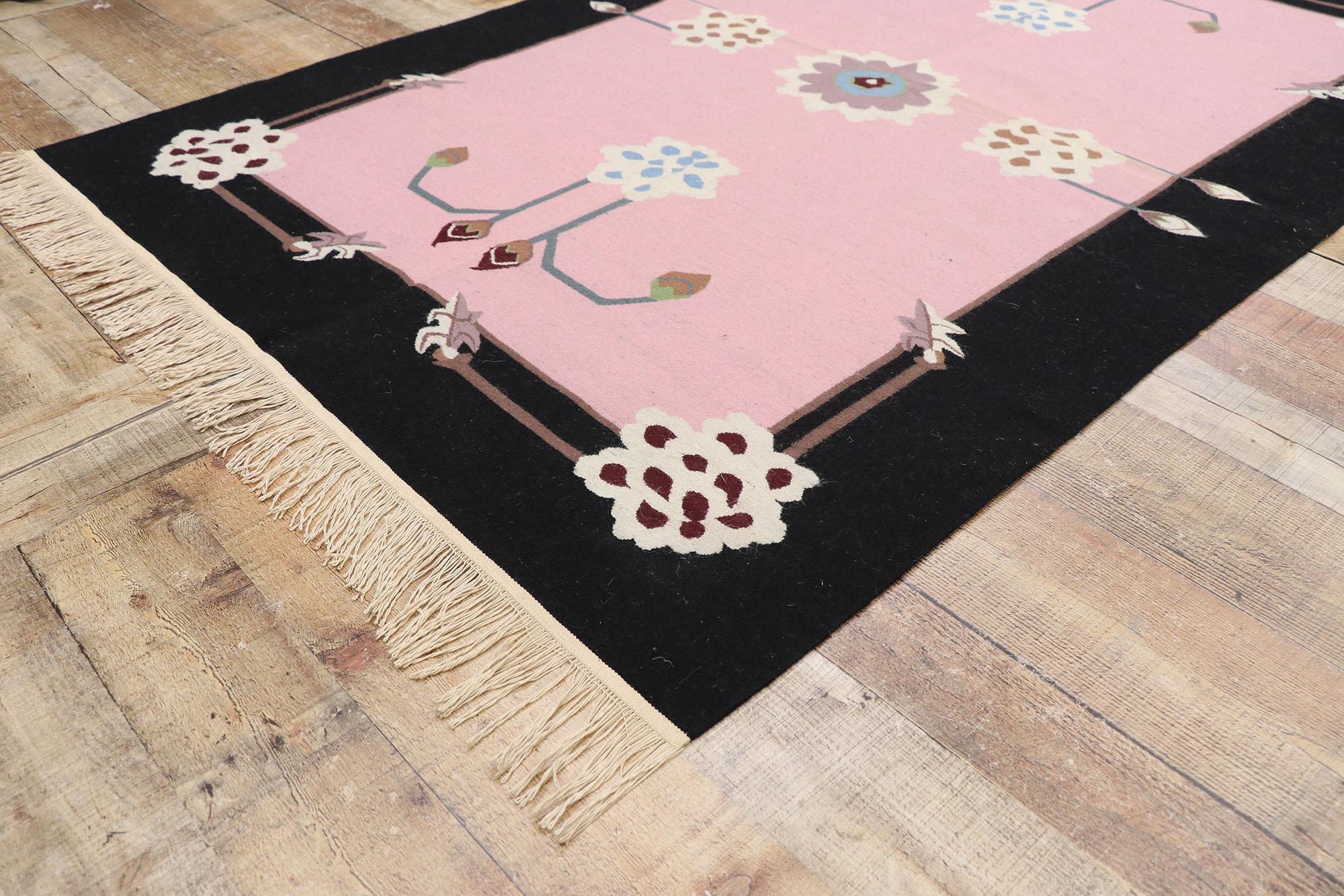 20th Century Vintage Chinese Floral Kilim Rug For Sale