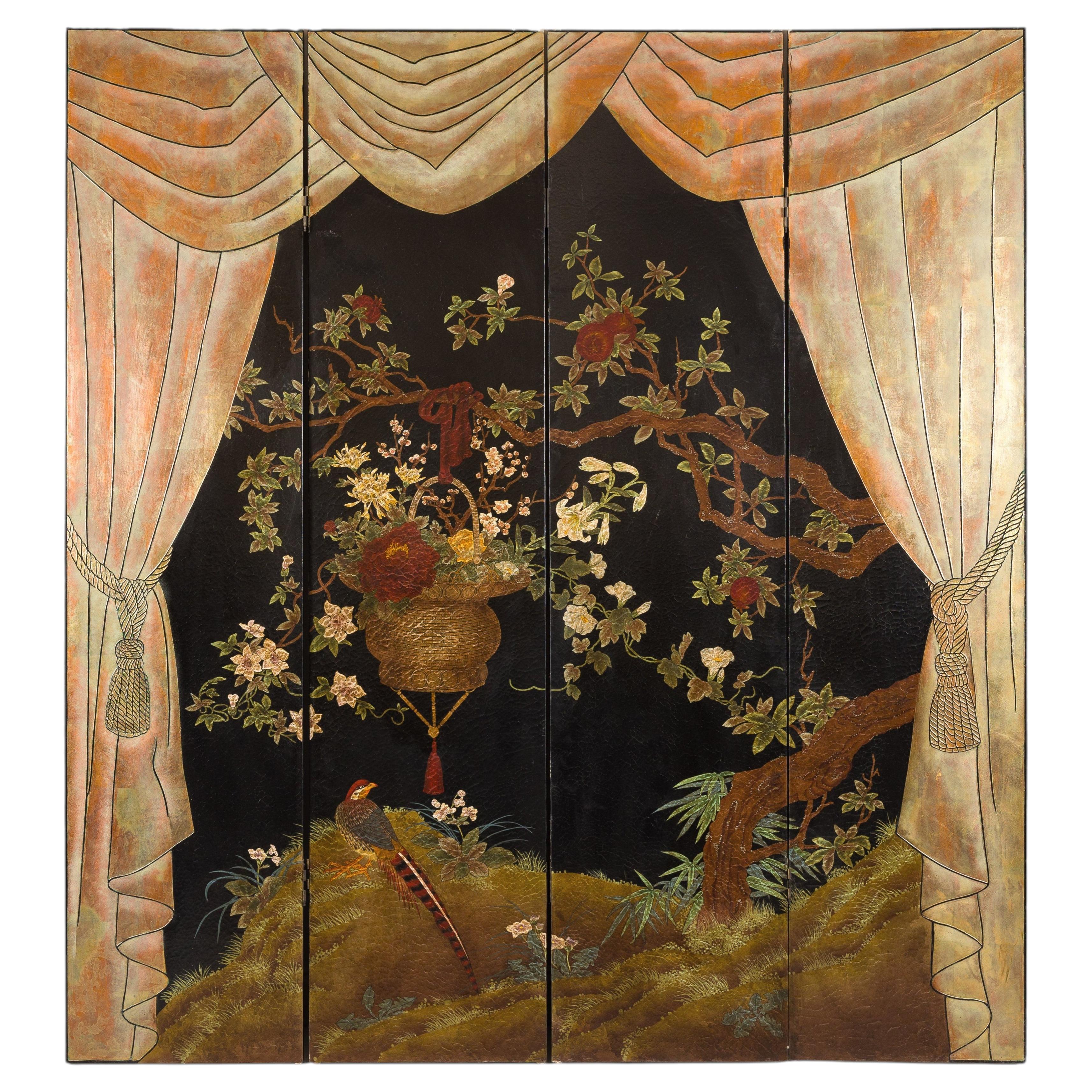 Biombo chino antiguo de cuatro paneles, pintado a mano sobre laca, con motivos florales y de pájaros