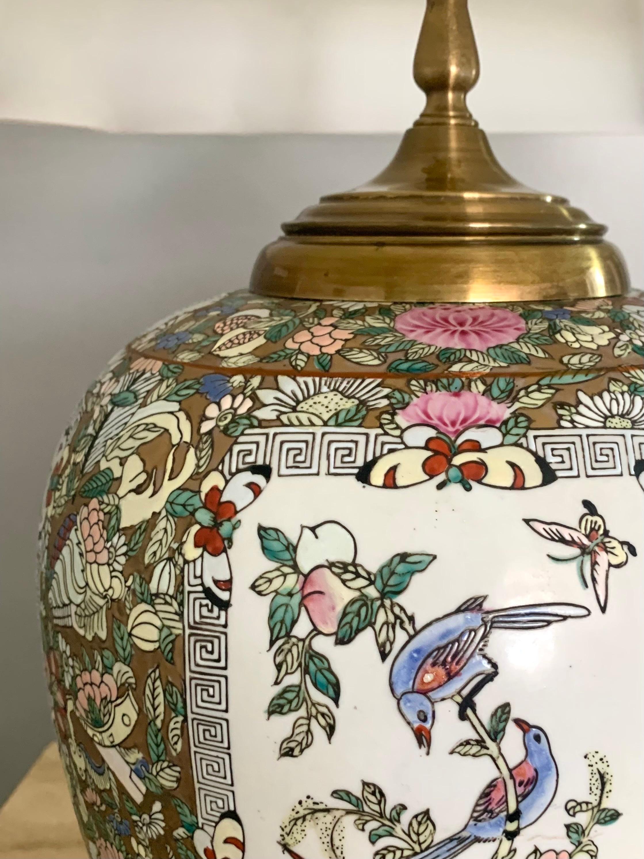 20ième siècle Lampe convertie en jarre de gingembre chinois vintage en vente