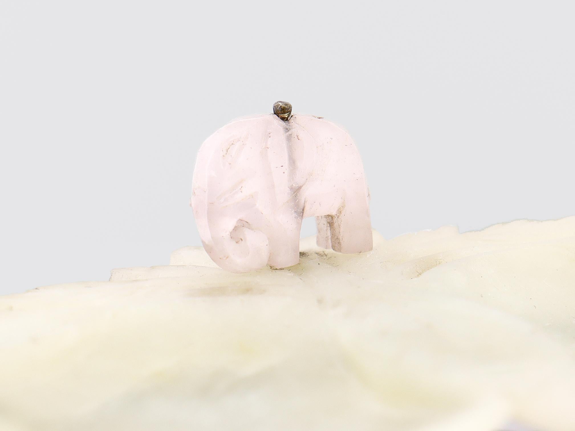 Vintage Chinese Green & Rose Quartz Carved Plum Dish or Vide Poche with Elephant For Sale 9