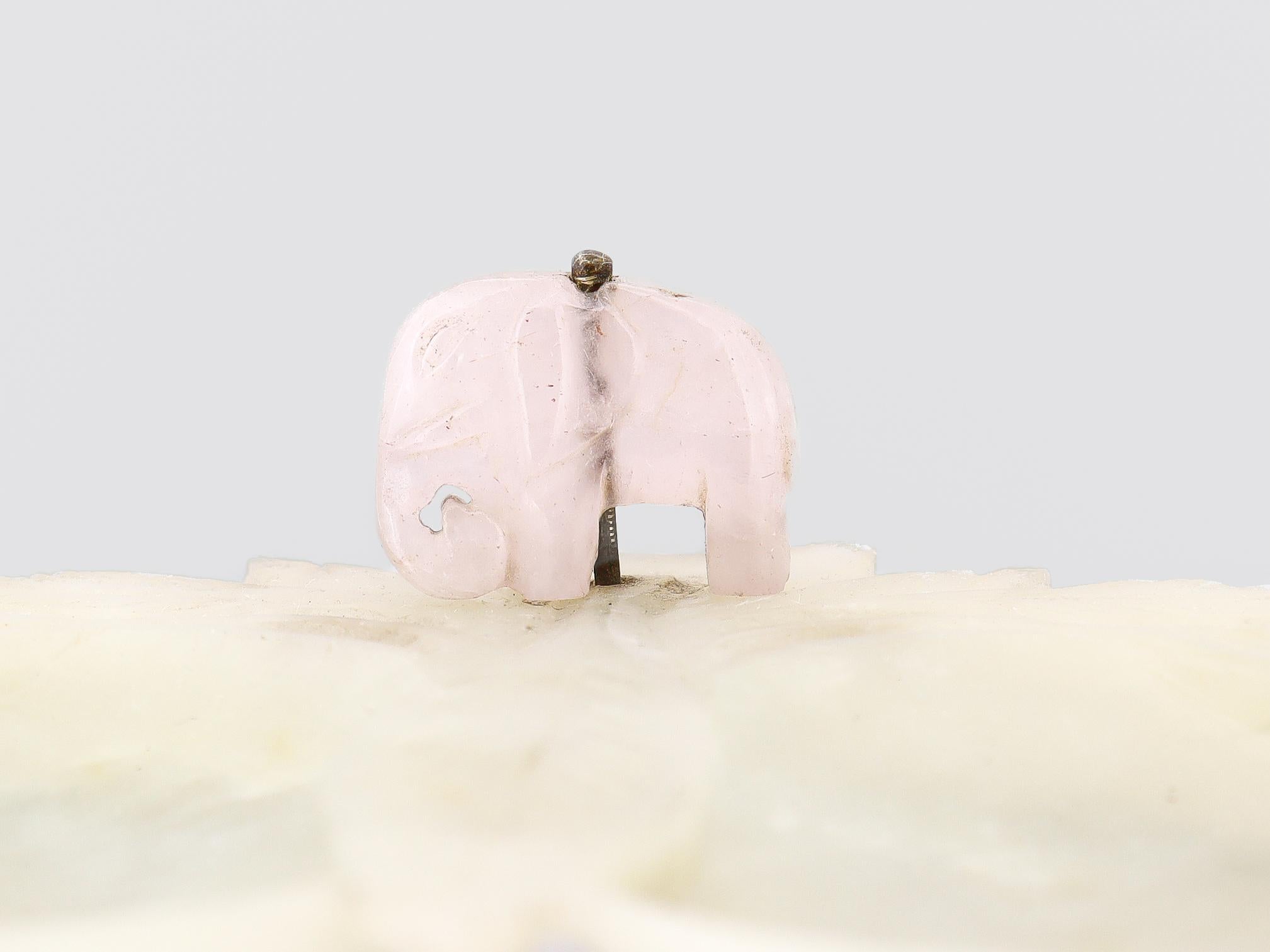 Vintage Chinese Green & Rose Quartz Carved Plum Dish or Vide Poche with Elephant For Sale 10