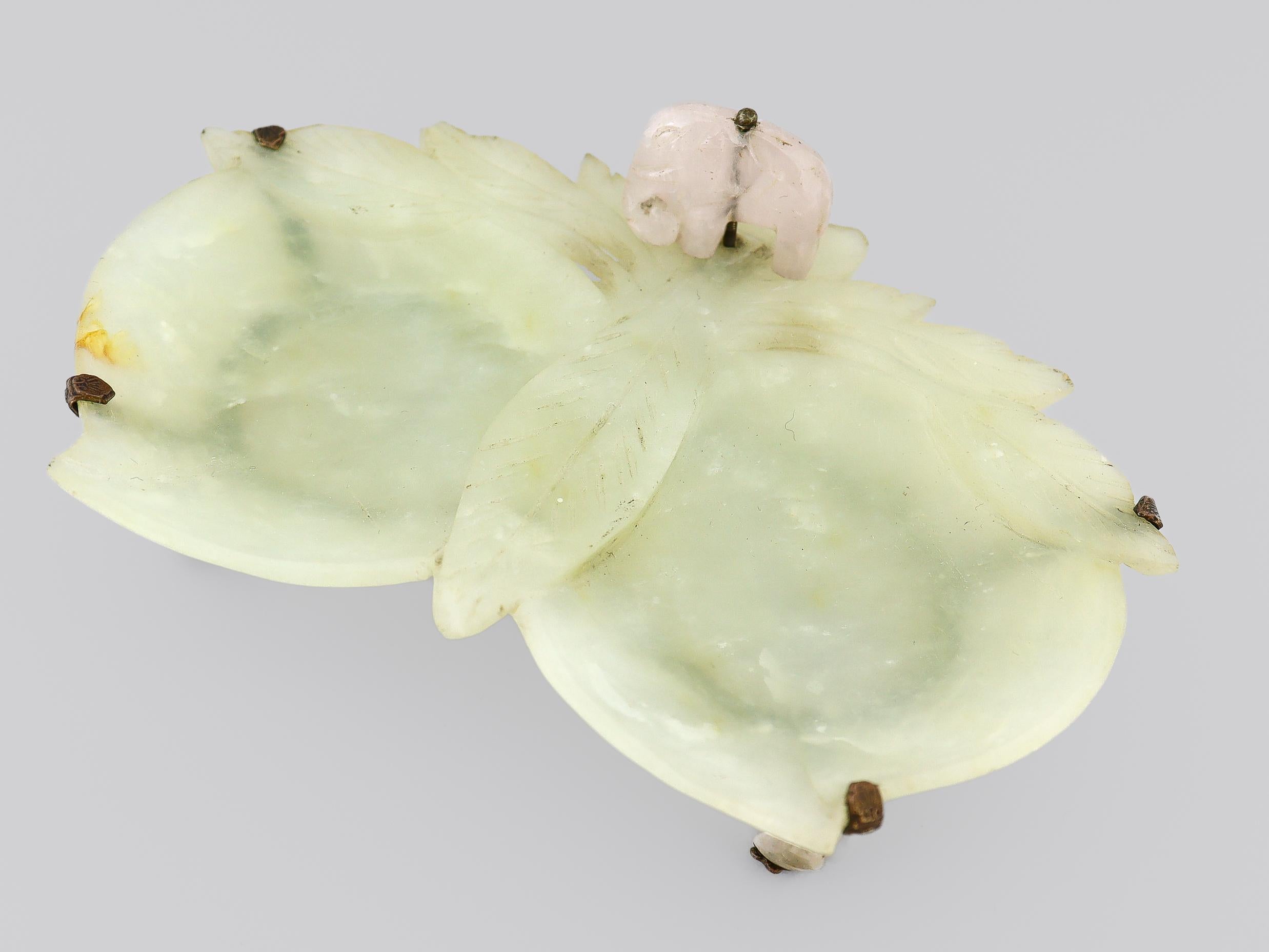 20th Century Vintage Chinese Green & Rose Quartz Carved Plum Dish or Vide Poche with Elephant For Sale