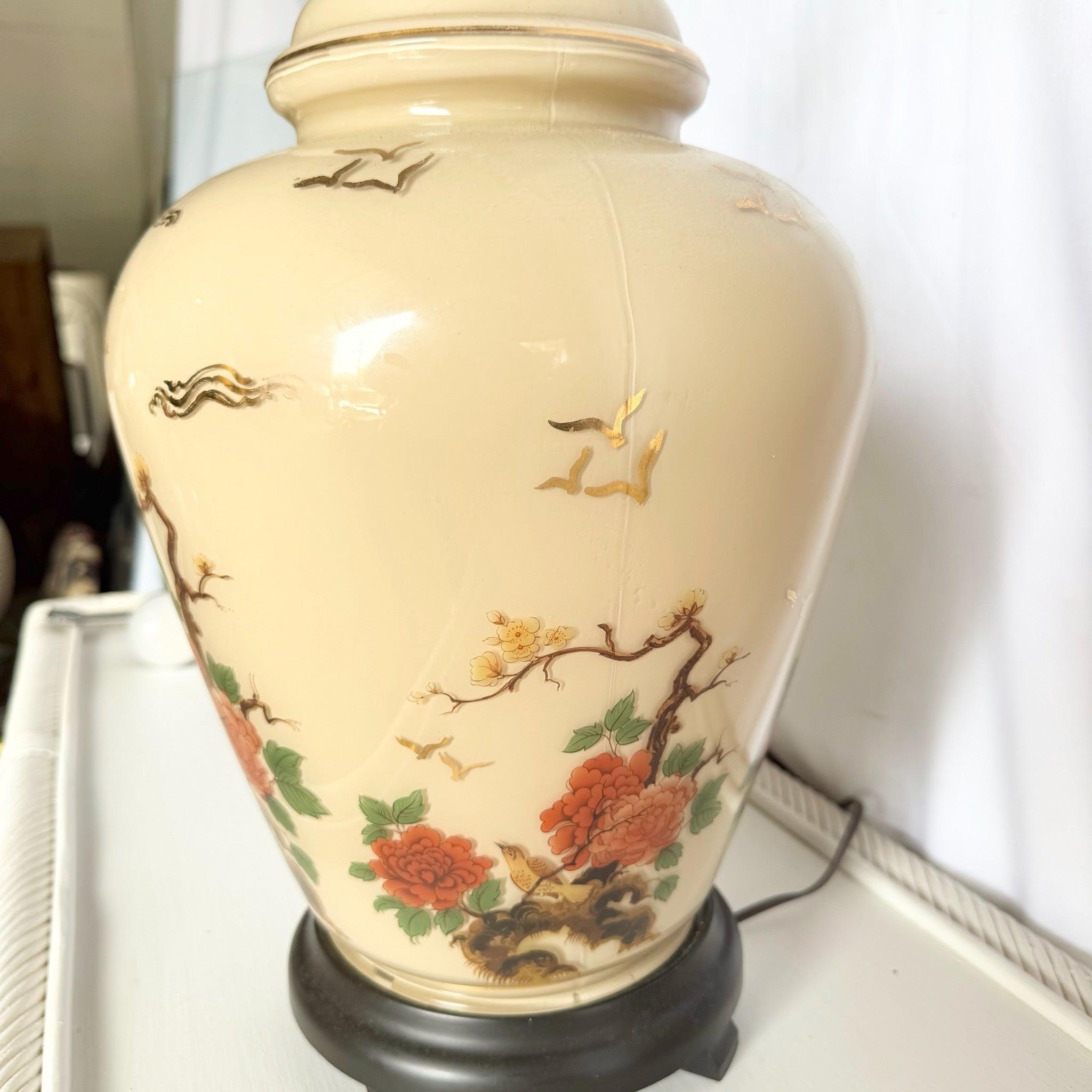 Vintage Chinese Hand Painted Glass Table Lamp With Wooden Base For Sale 1