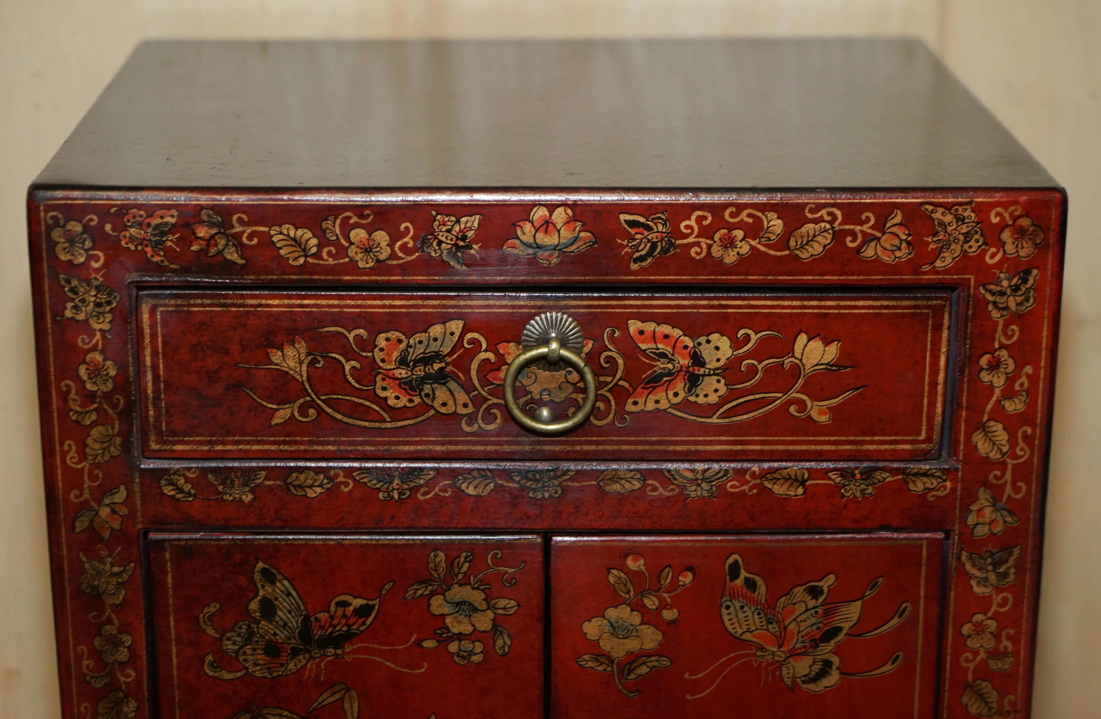 Chinese Export Vintage Chinese Hand Painted Lacquered Side Table Sized Cupboard with Drawer For Sale