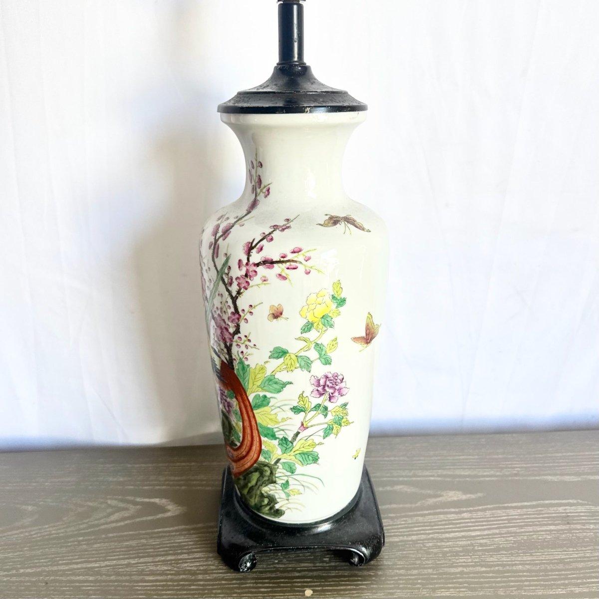 Vintage Chinese Porcelain Table Lamp brings hand-painted elegance and antique charm to interiors with timeless oriental craftsmanship.
 

 We sell items as acquired, without restoring or repairing. Vintage pieces may have age-related wear. Review
