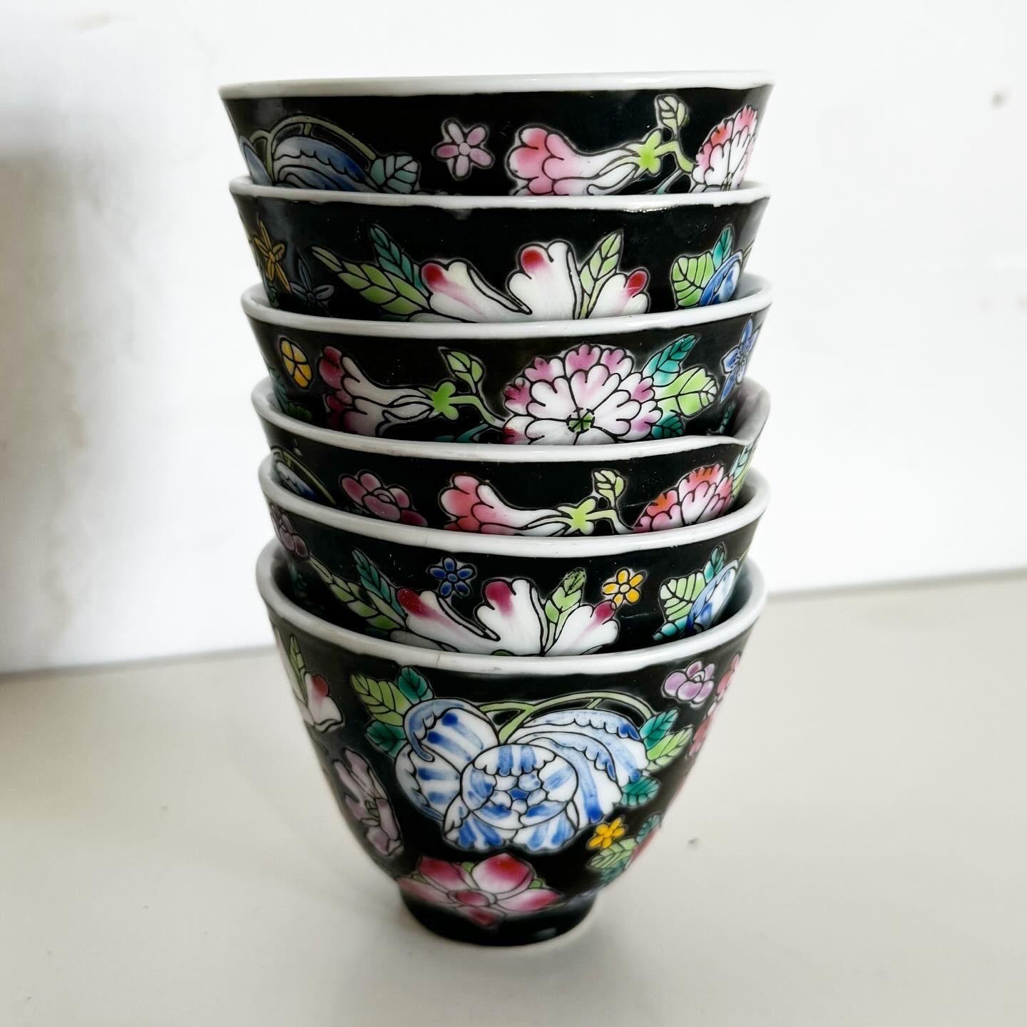Vintage Chinese Hand Painted Porcelain Tea Cups - Set of 6 In Good Condition For Sale In Delray Beach, FL