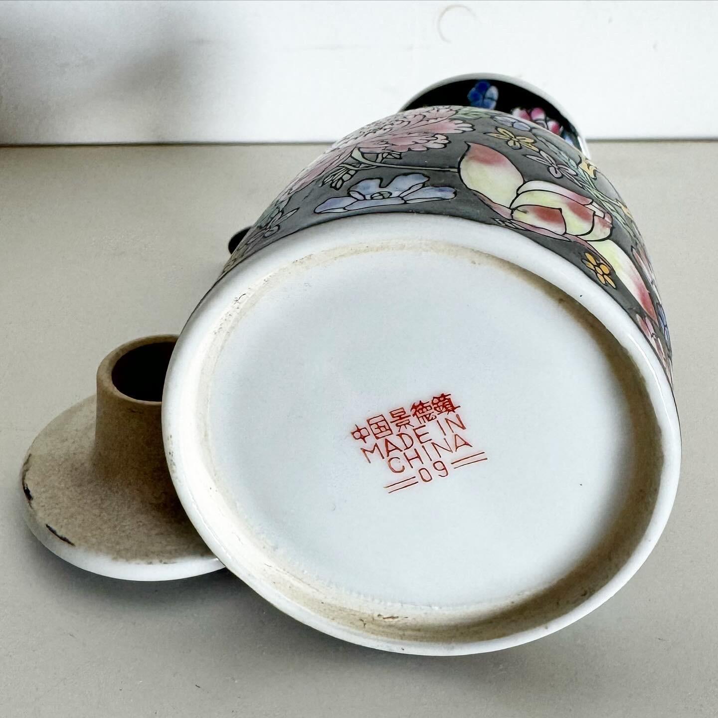 Chinesische handbemalte Porzellan-Teekanne/großer Vintage-Krug im Angebot 1