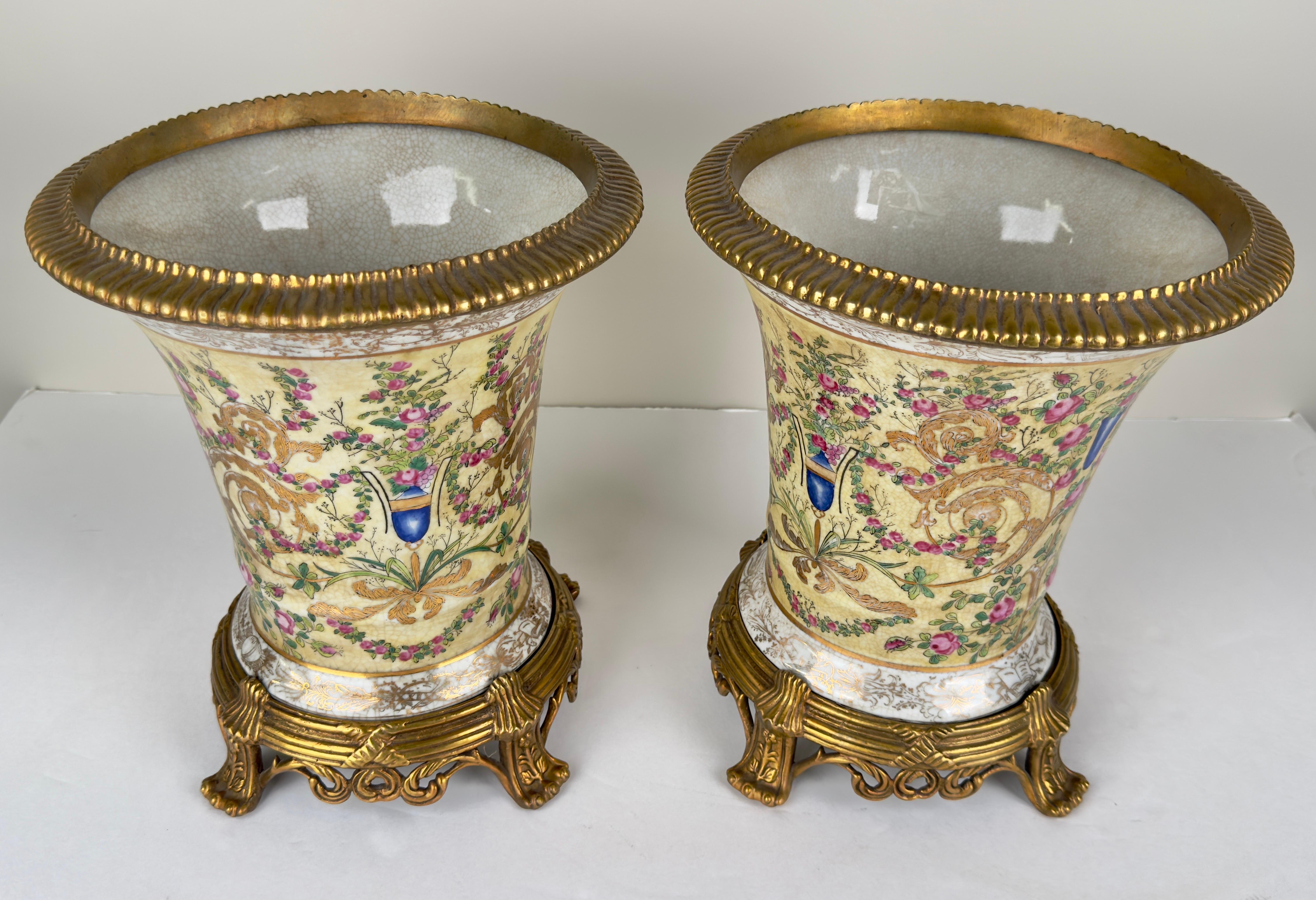 Chinese Export Vintage Chinese Hand-painted Porcelain Vase or Planter with Bronze Base, a Pair For Sale