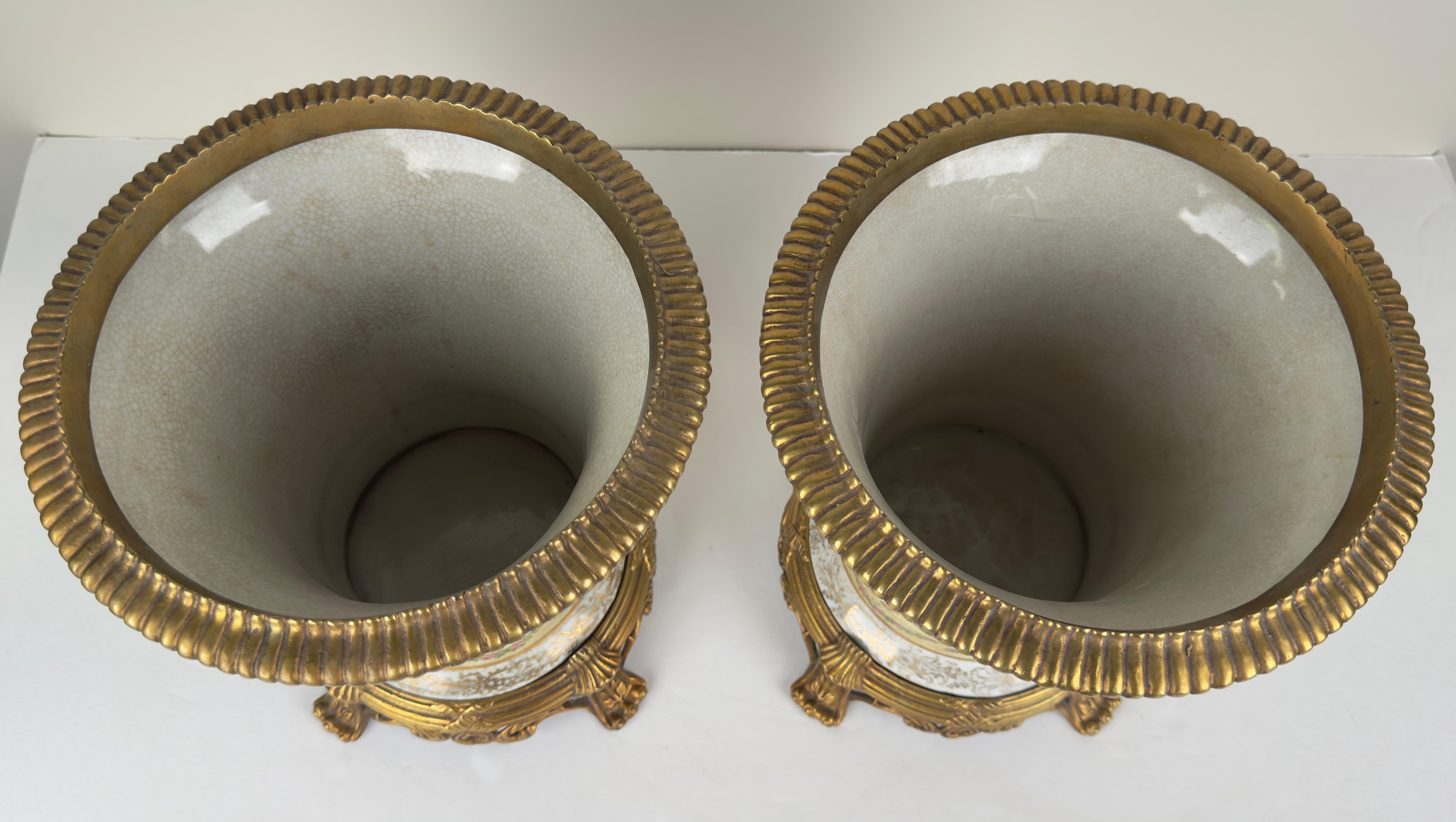 Vintage Chinese Hand-painted Porcelain Vase or Planter with Bronze Base, a Pair In Good Condition For Sale In Plainview, NY