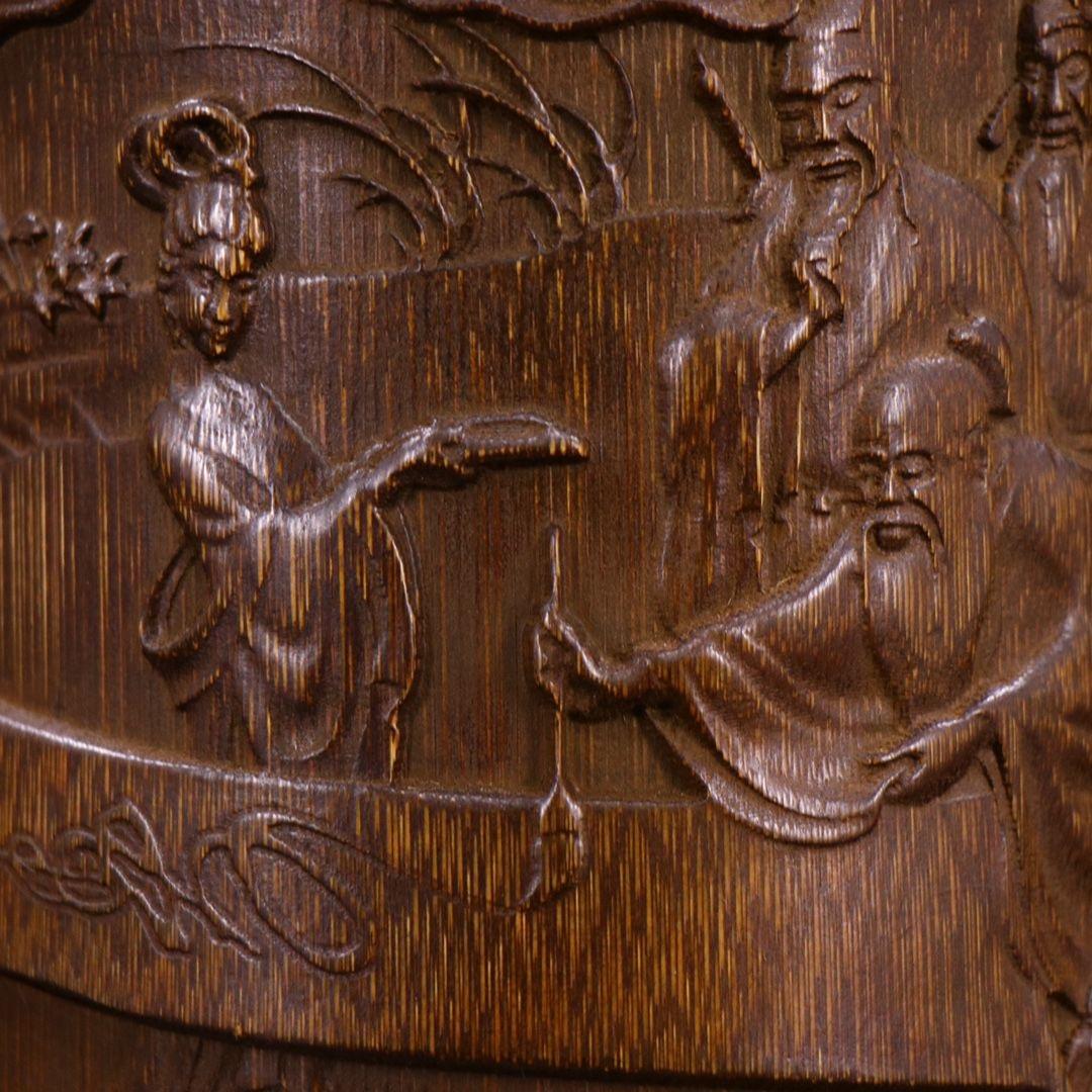 Vintage Chinese Handcrafted Bamboo Engraving Figures Story Penholder For Sale 1