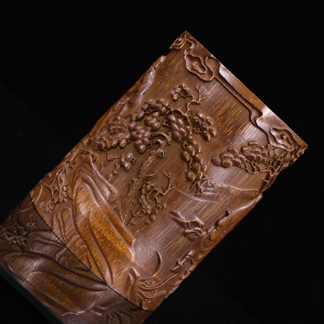 Vintage Chinese Handcrafted Bamboo Engraving Figures Story Penholder For Sale 3
