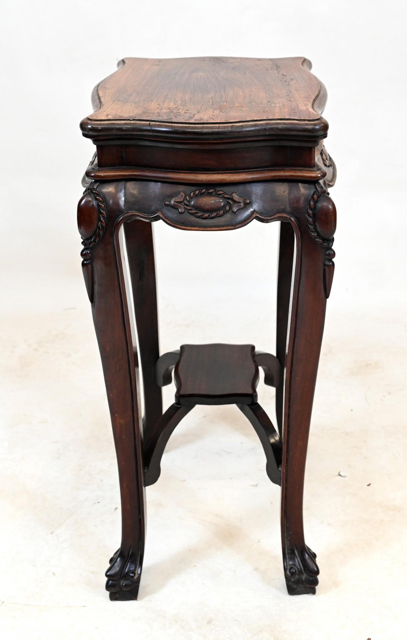 Bois de violette Vintage Chinese Hardwood Pedestal Stand Side Table 1930 en vente