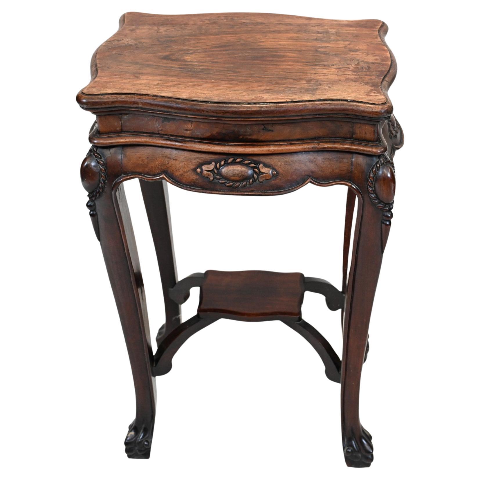 Mesa auxiliar de pie de madera dura china vintage 1930