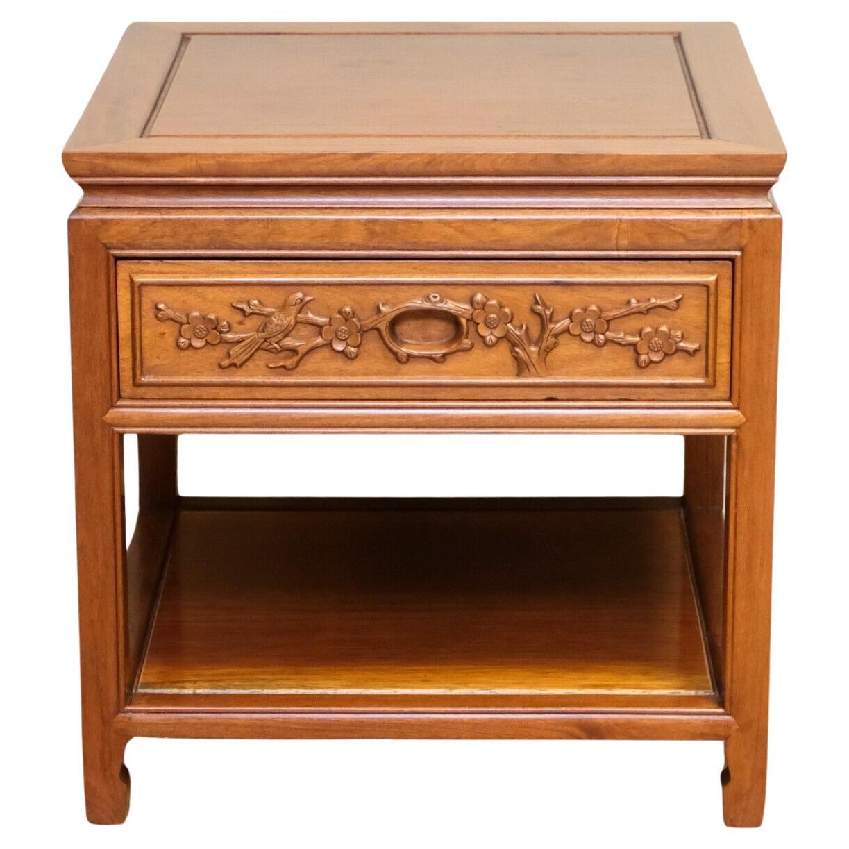 VINTAGE CHINESE HARDWOOD SiDE TABLE WITH DECORATIVE SINGLE DRAWER & SHELF For Sale