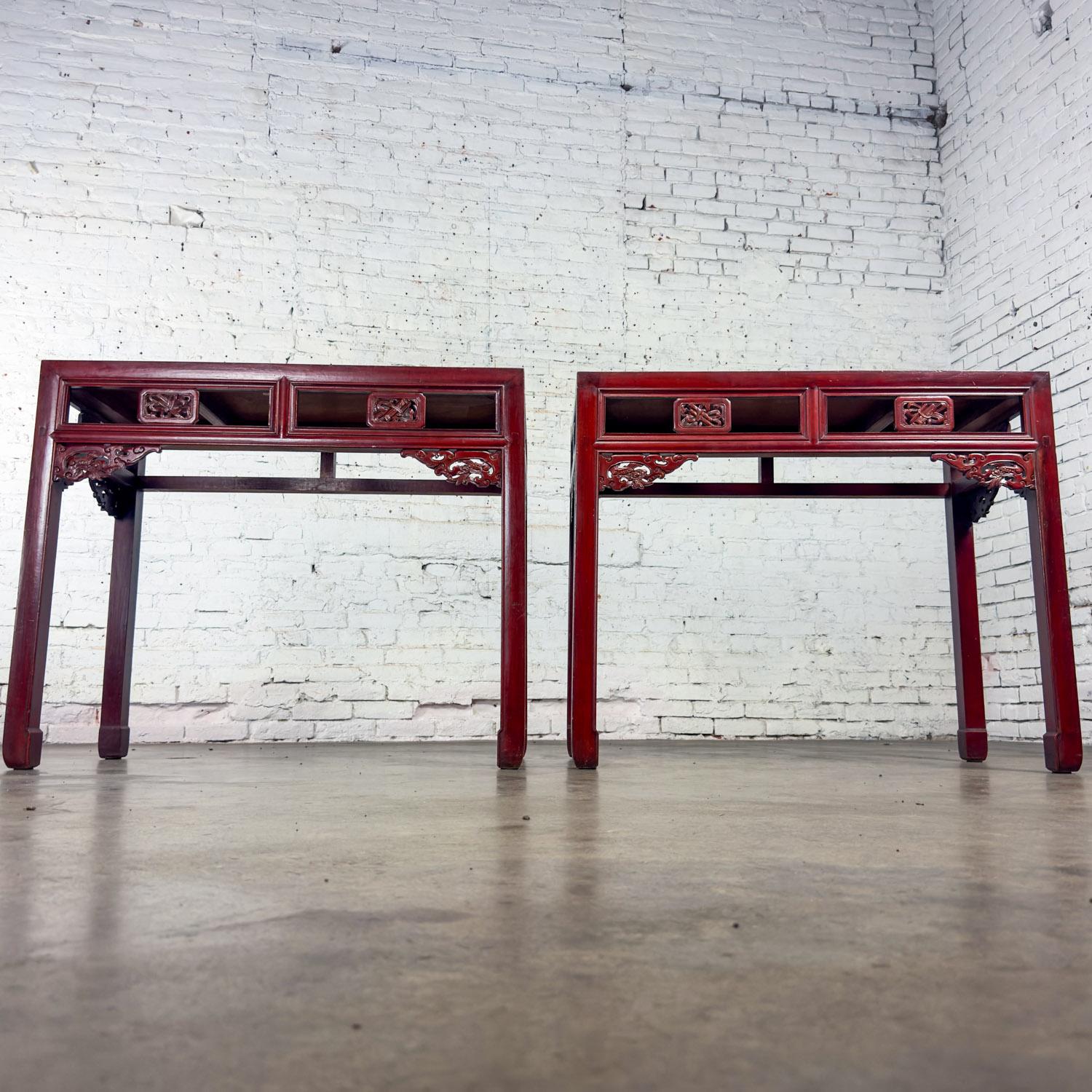 Vintage Chinese Hongmu Pair of Alter or Console Tables or Center Table For Sale 9
