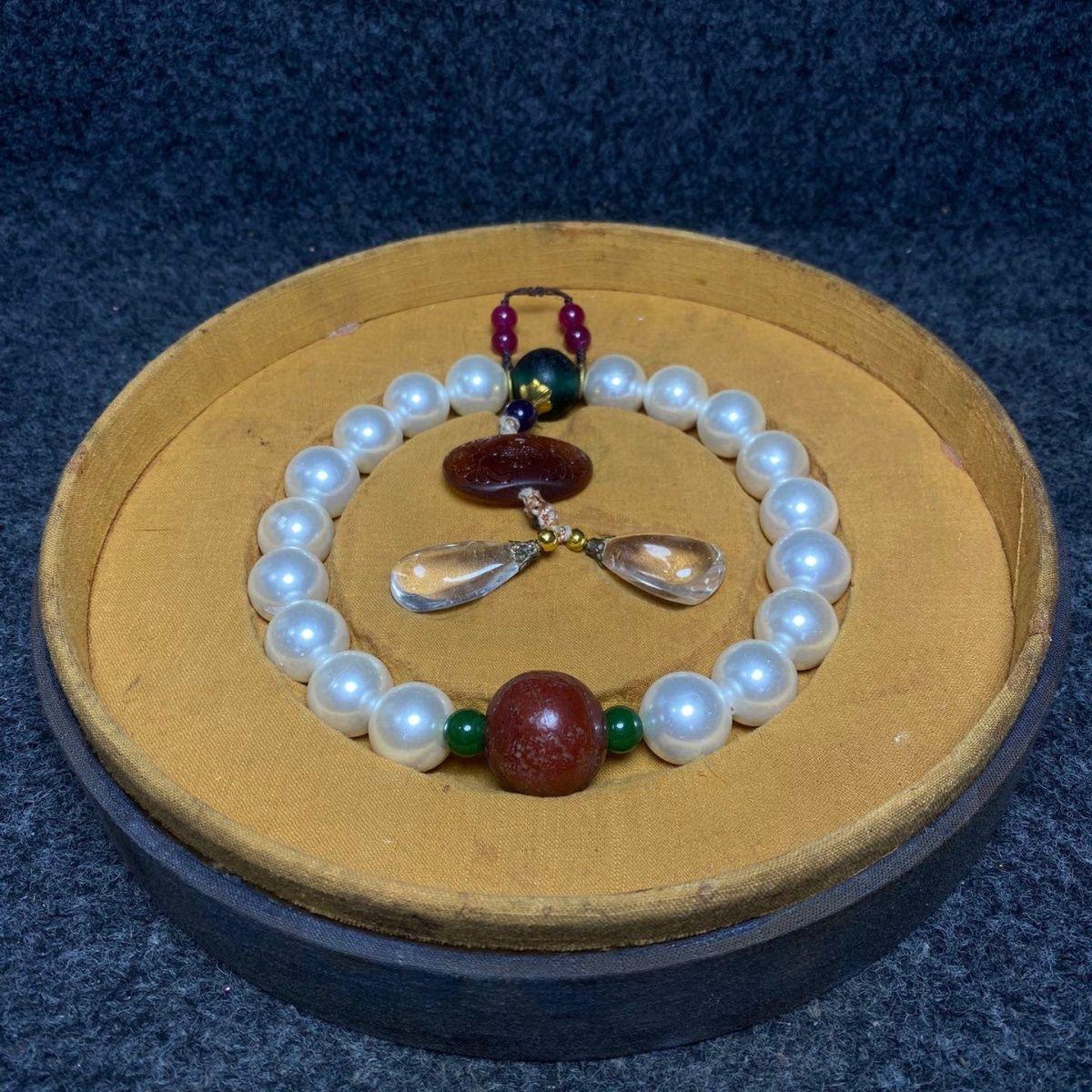 Pearlware Vintage Chinese Imperial Eighteen White Pearls Bracelet For Sale