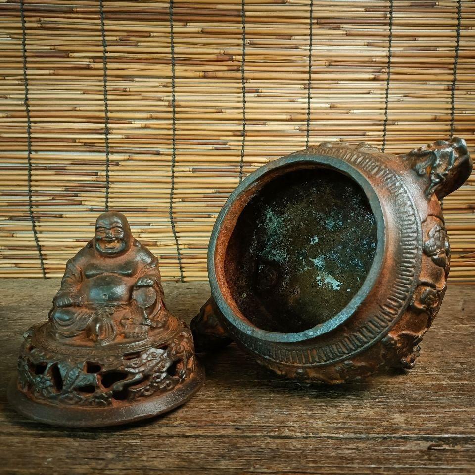 Vintage Chinese Iron Carving Eighteen Arhats Incense Burner For Sale 3