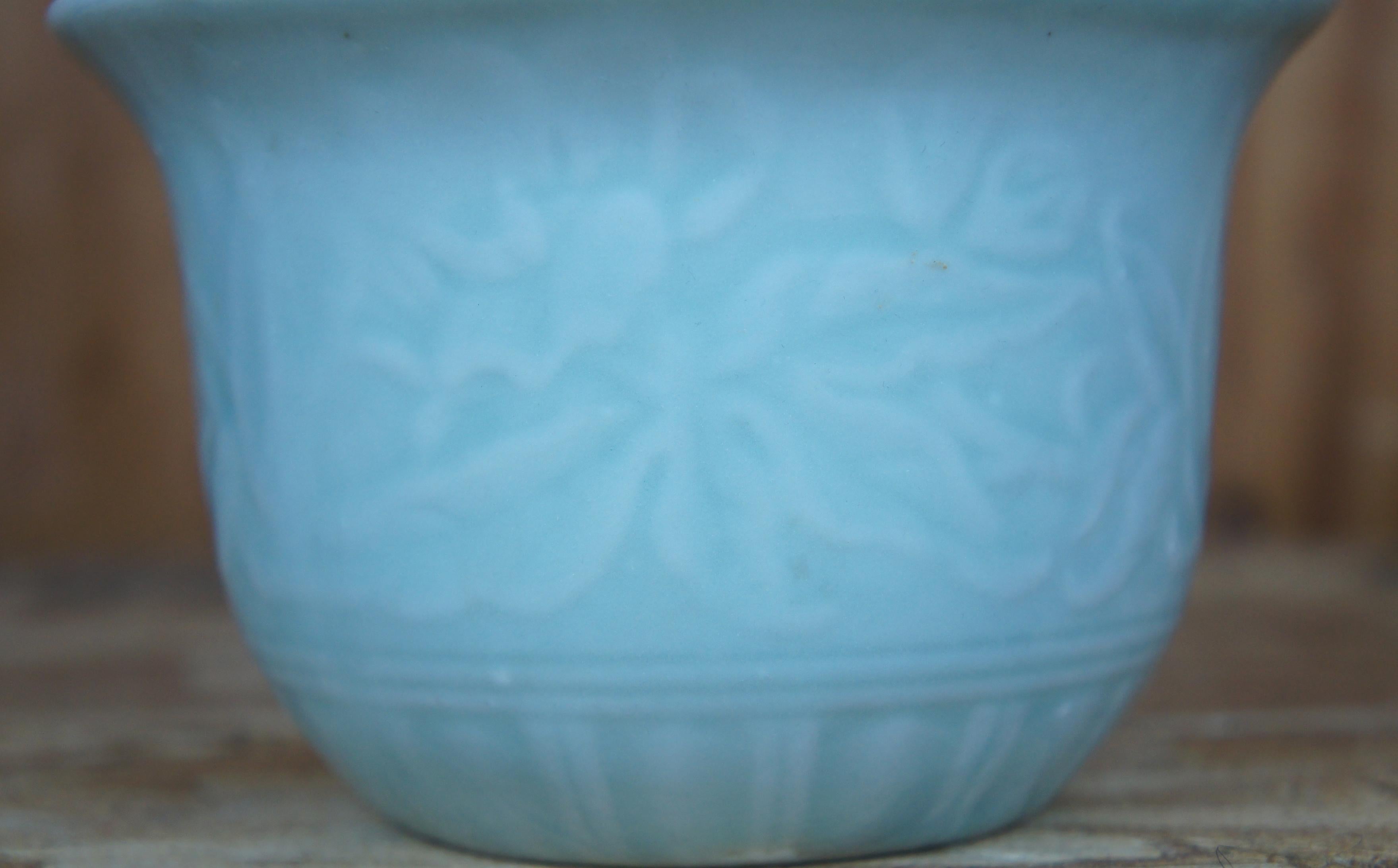 Chinoiserie Vintage Chinese Jade Chrysanthemum Bonsai Blossom Tree Porcelain Cache Pot Vase 
