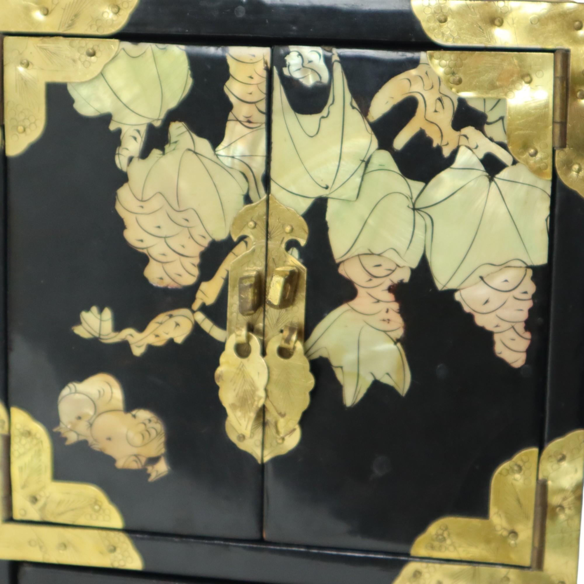 Vintage Chinese Jewelry Box Lacquered Wood Mother of Pearl Brass For Sale 2