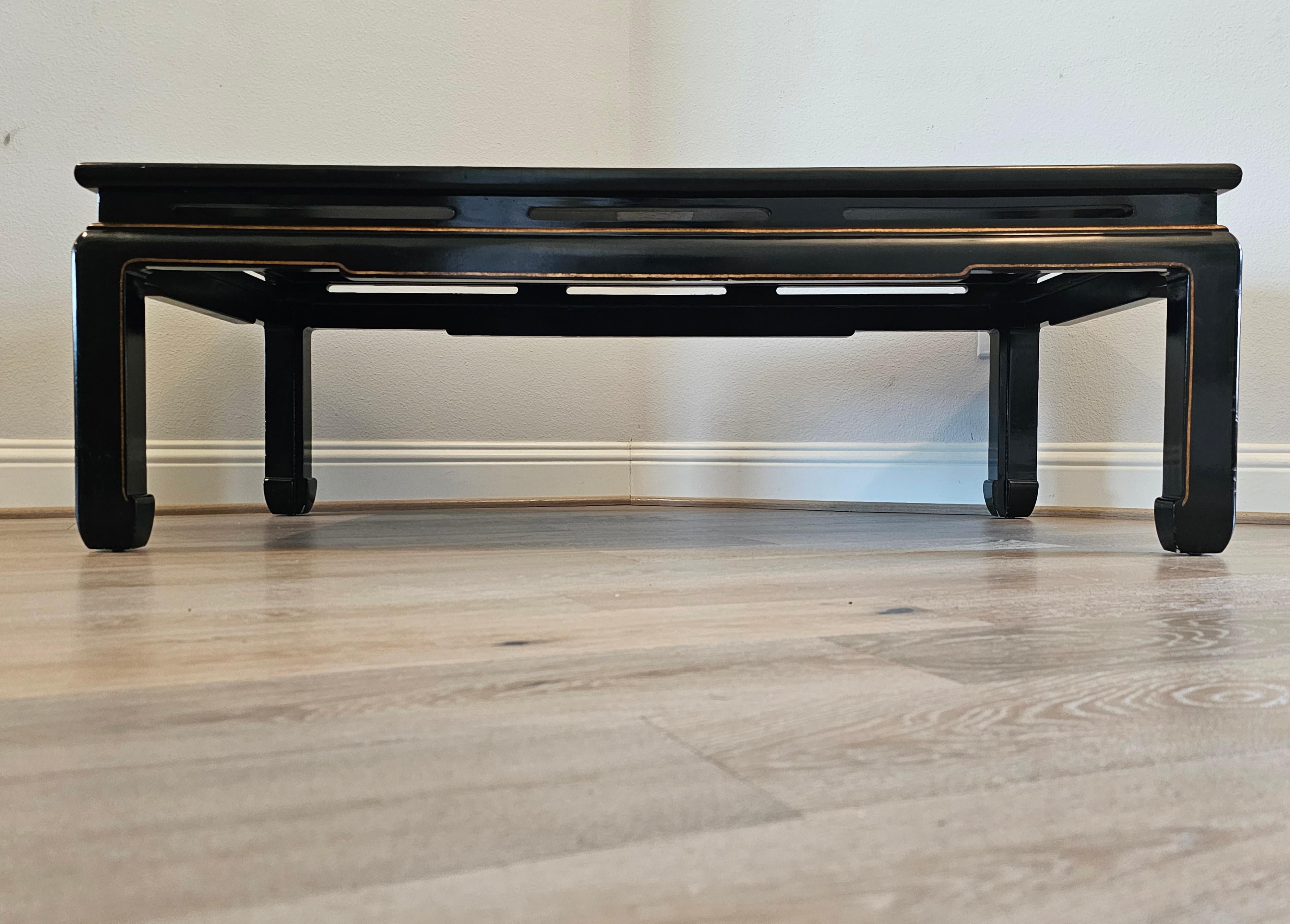 Vintage Chinese Lacquered Coffee Table 6
