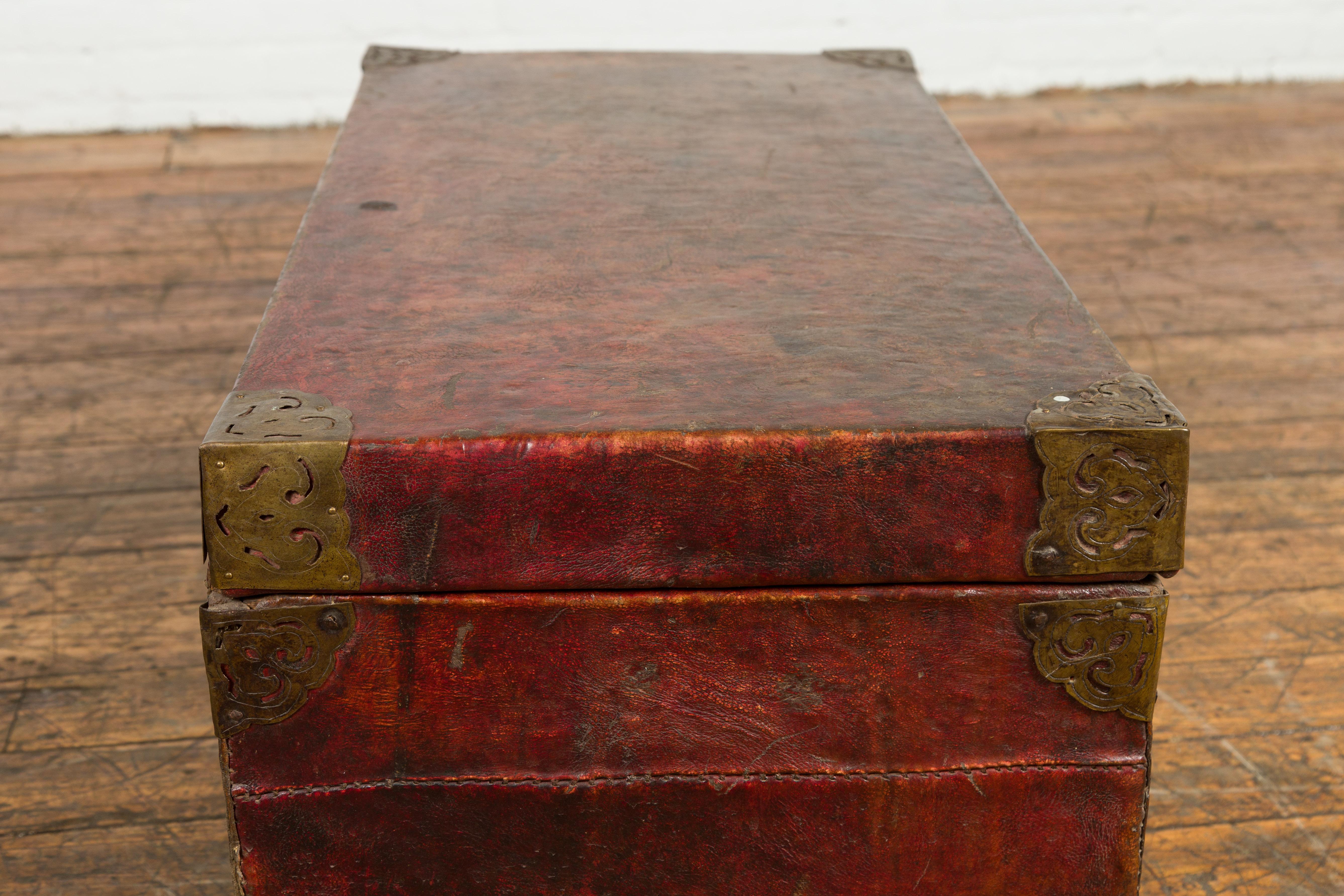 Vintage Leather Blanket Chest with Reddish Brown Patina For Sale 9