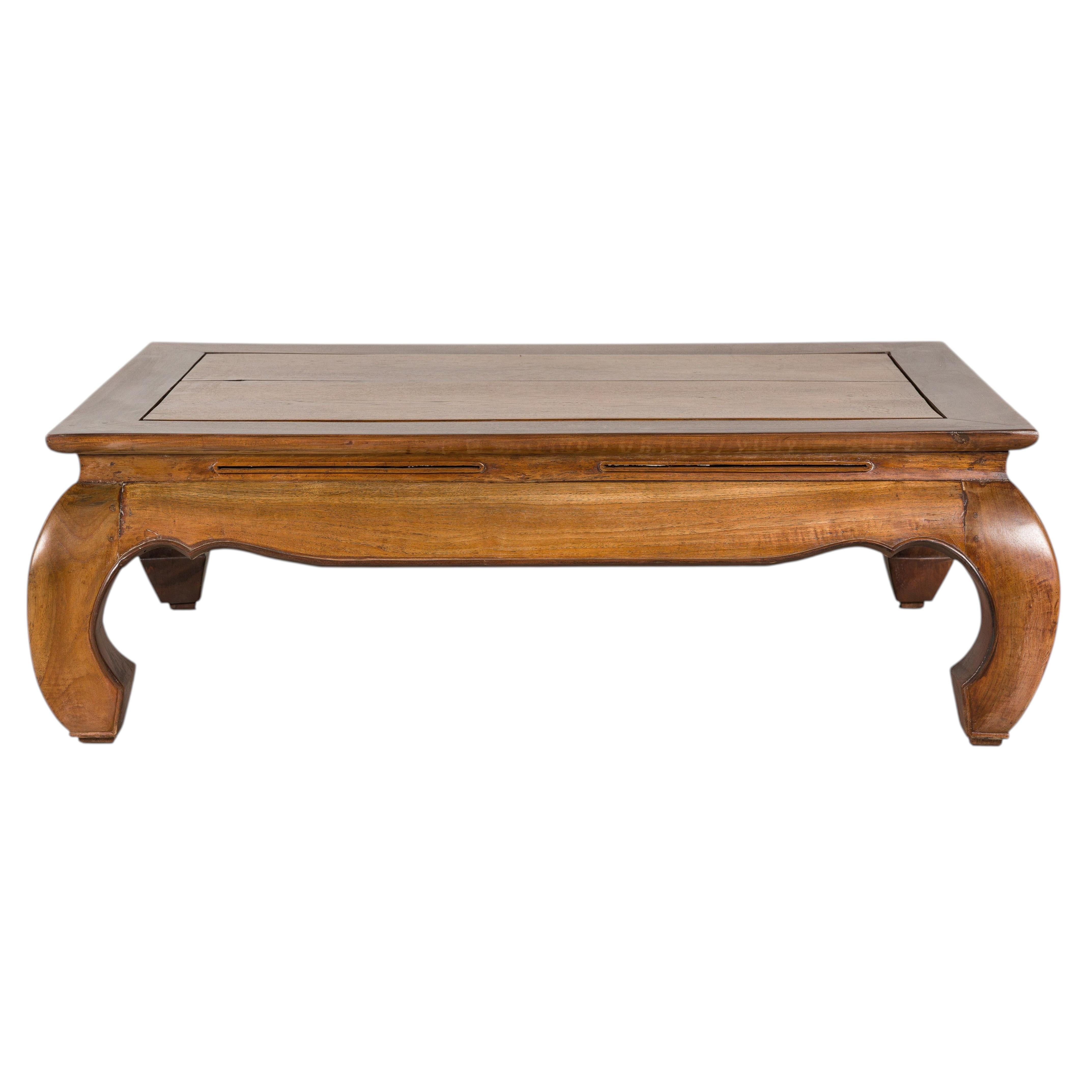 Vintage Chinese Low Kang Two-Tone Elm Coffee Table with Curved Legs