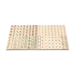 Vintage Chinese Mahjong Set in Lacquered Box, Early 20th Century