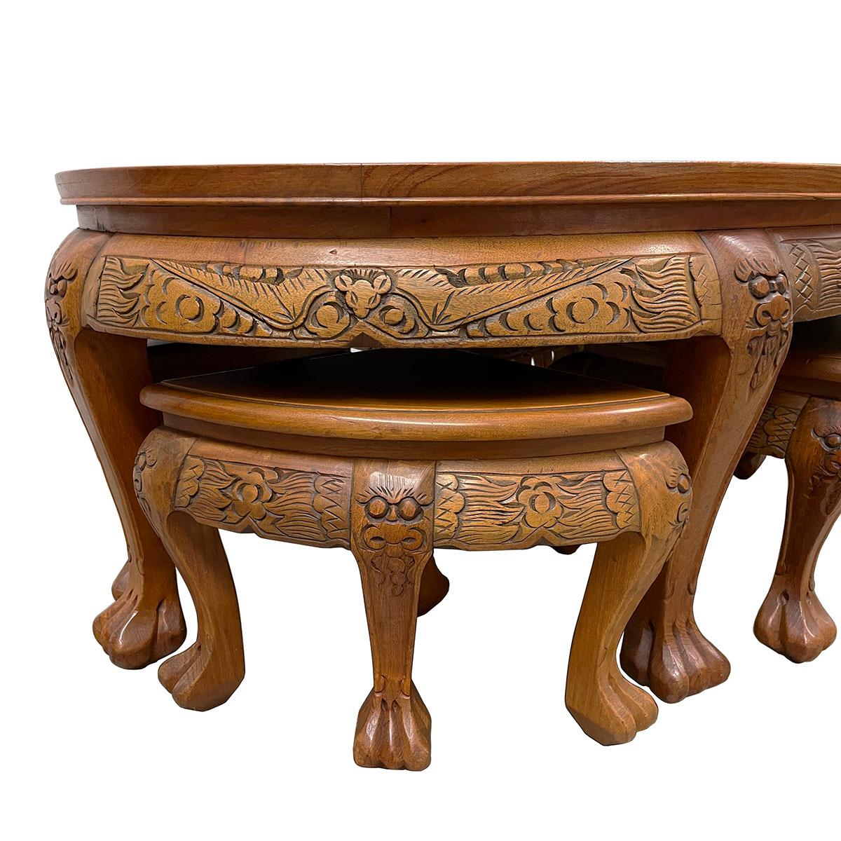 Vintage Chinese Massive Carved Teak Wood Coffee Table with 6 Nesting Stools In Good Condition In Pomona, CA
