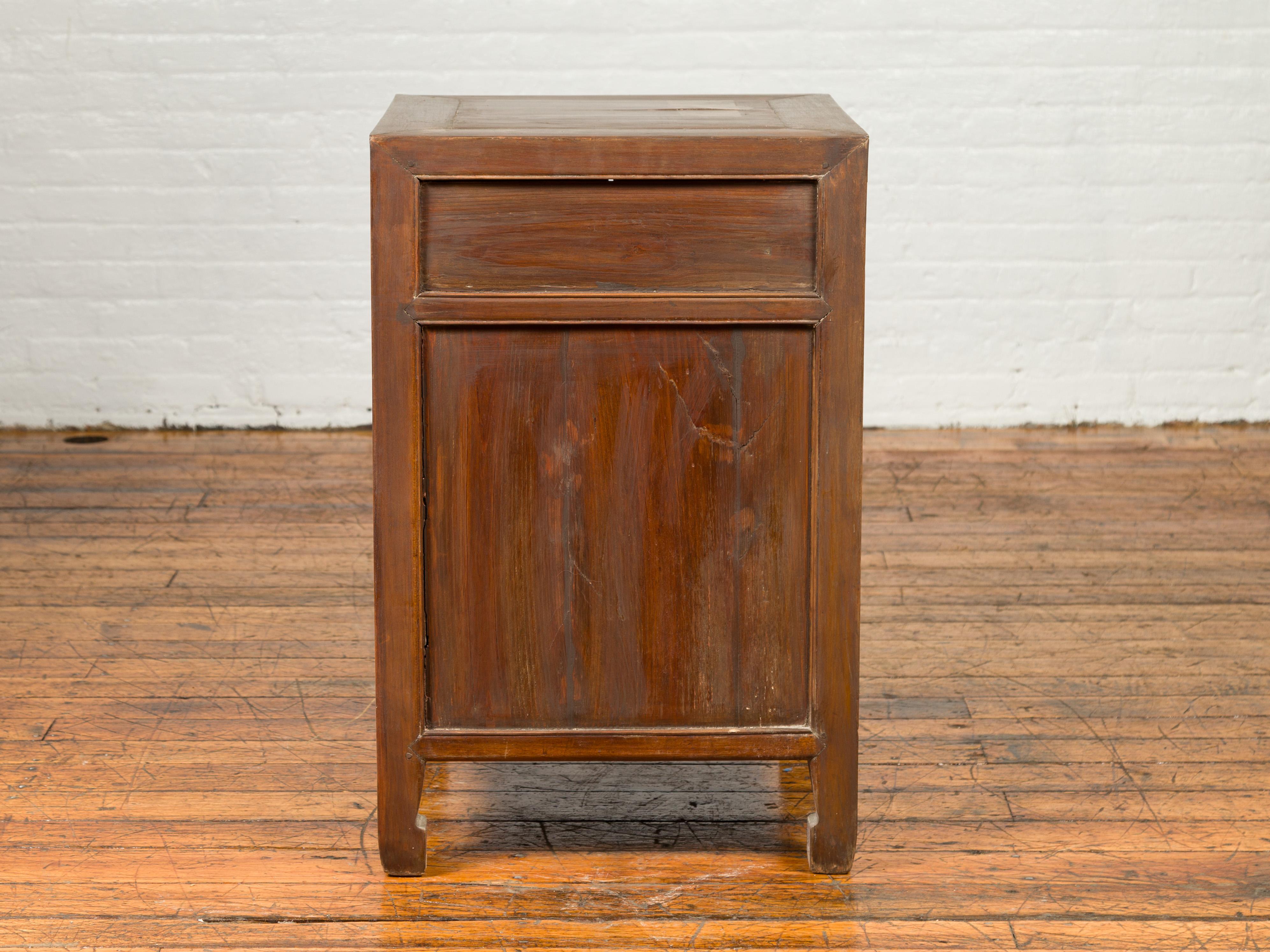 Midcentury Two-Toned Side Chest with Single Drawer and Double Doors For Sale 5