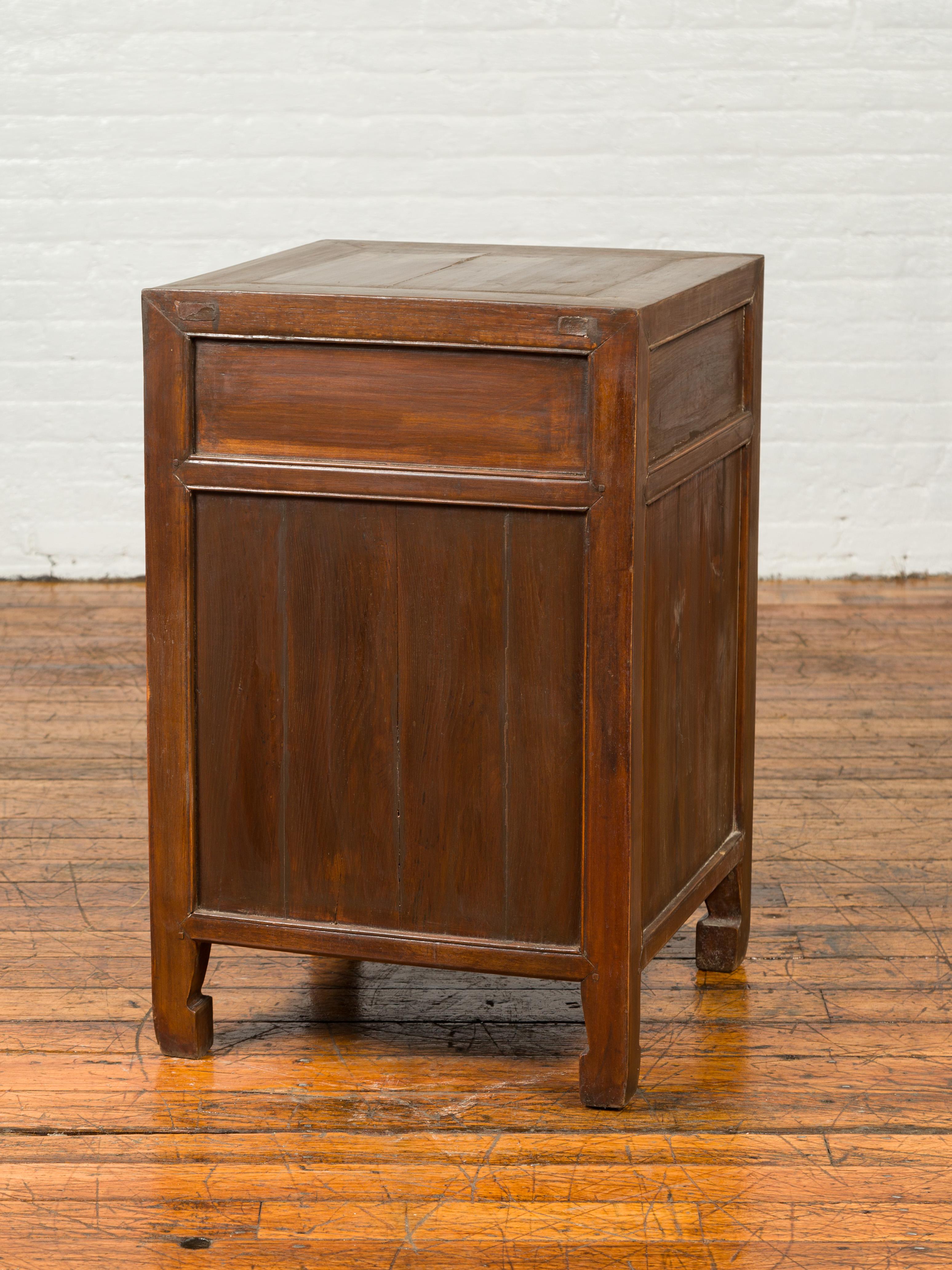 Midcentury Two-Toned Side Chest with Single Drawer and Double Doors For Sale 6