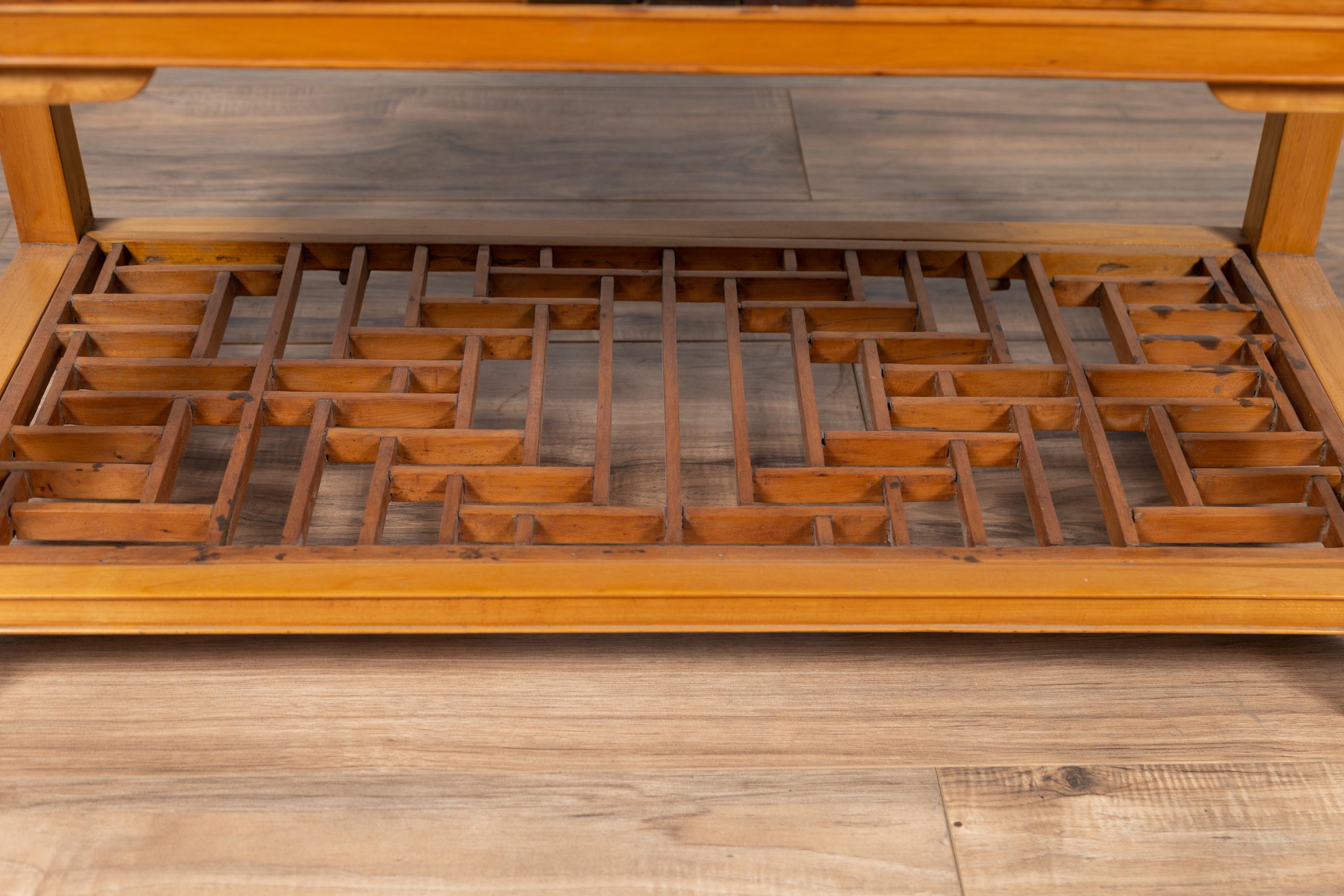 Vintage Chinese Natural Wood Side Table with Two Drawers and Crackled Ice Shelf For Sale 1