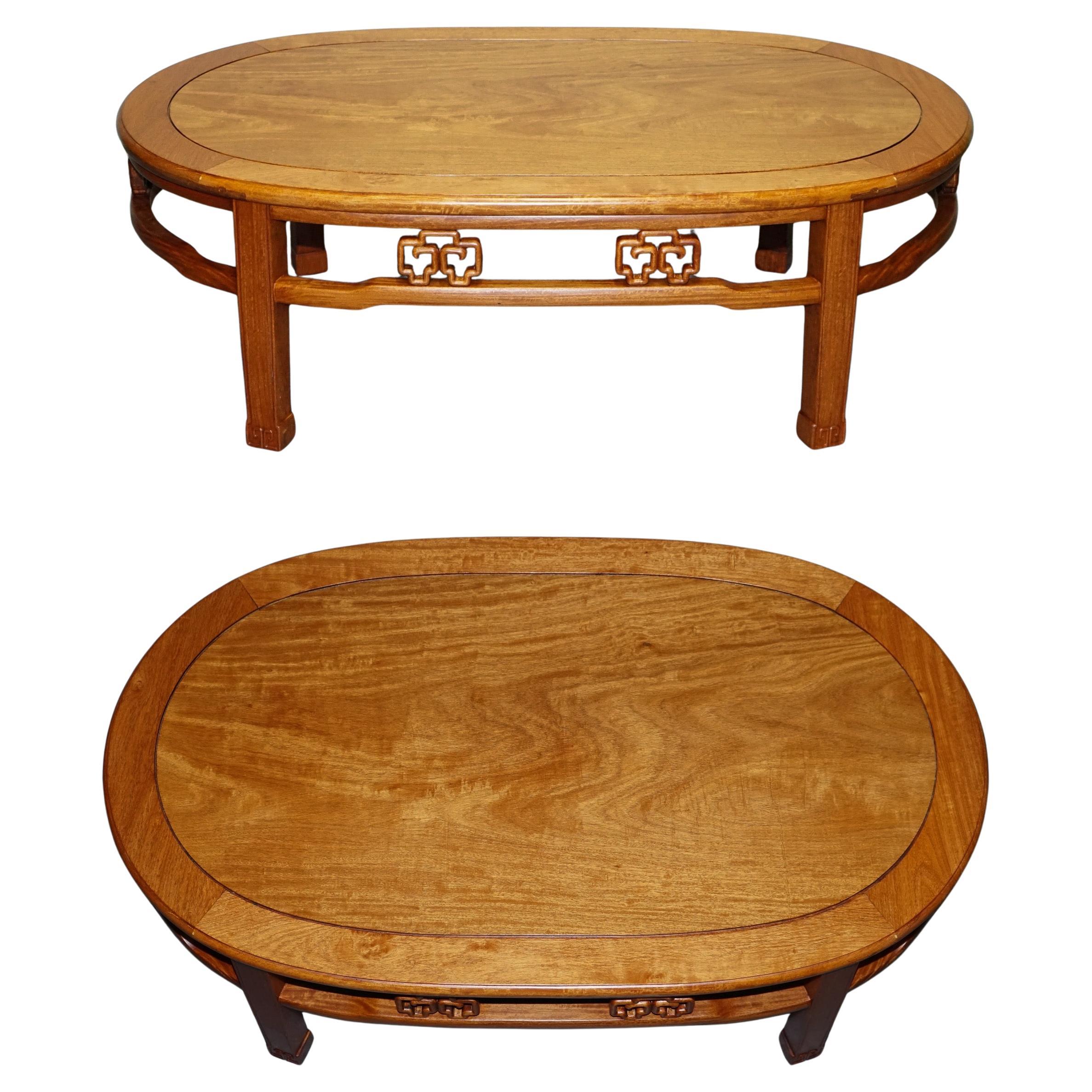 VINTAGE CHiNESE ORIENTAL CARVED BROWN TEAK COFFEE TABLE For Sale
